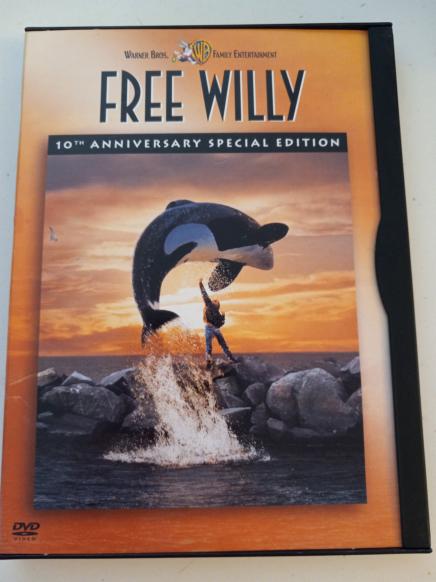 Free Willy, 20th Anniversary Ed. DVD Movie, Jesse James Richter Widescreen, Rated PG, USED