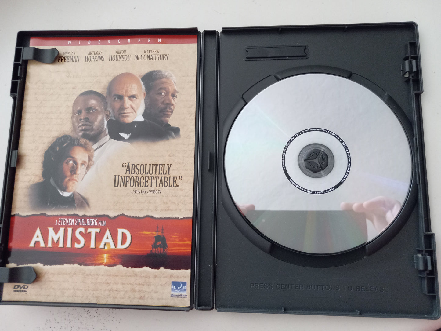 Amistad, DVD Movie, Widescreen, Rated R, USED