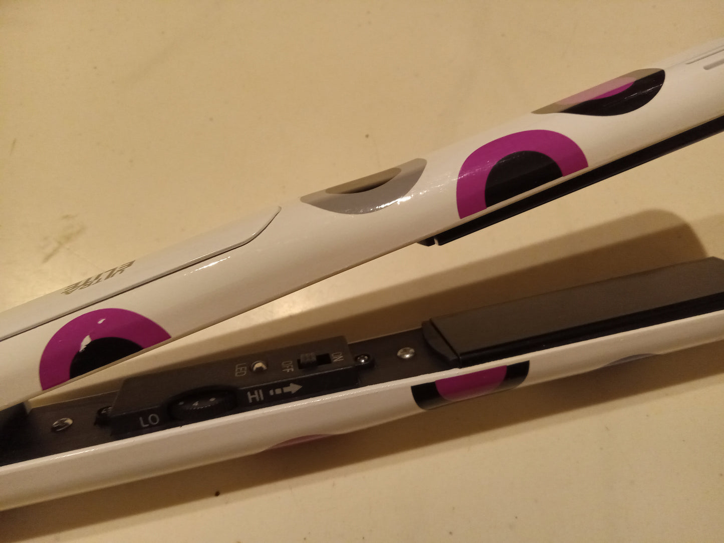 Burmax Tourmaline Ceramic Ultra Elite Flat Iron Hair Straightener Tool, 3.5"x1" Adjustable Heat, USED