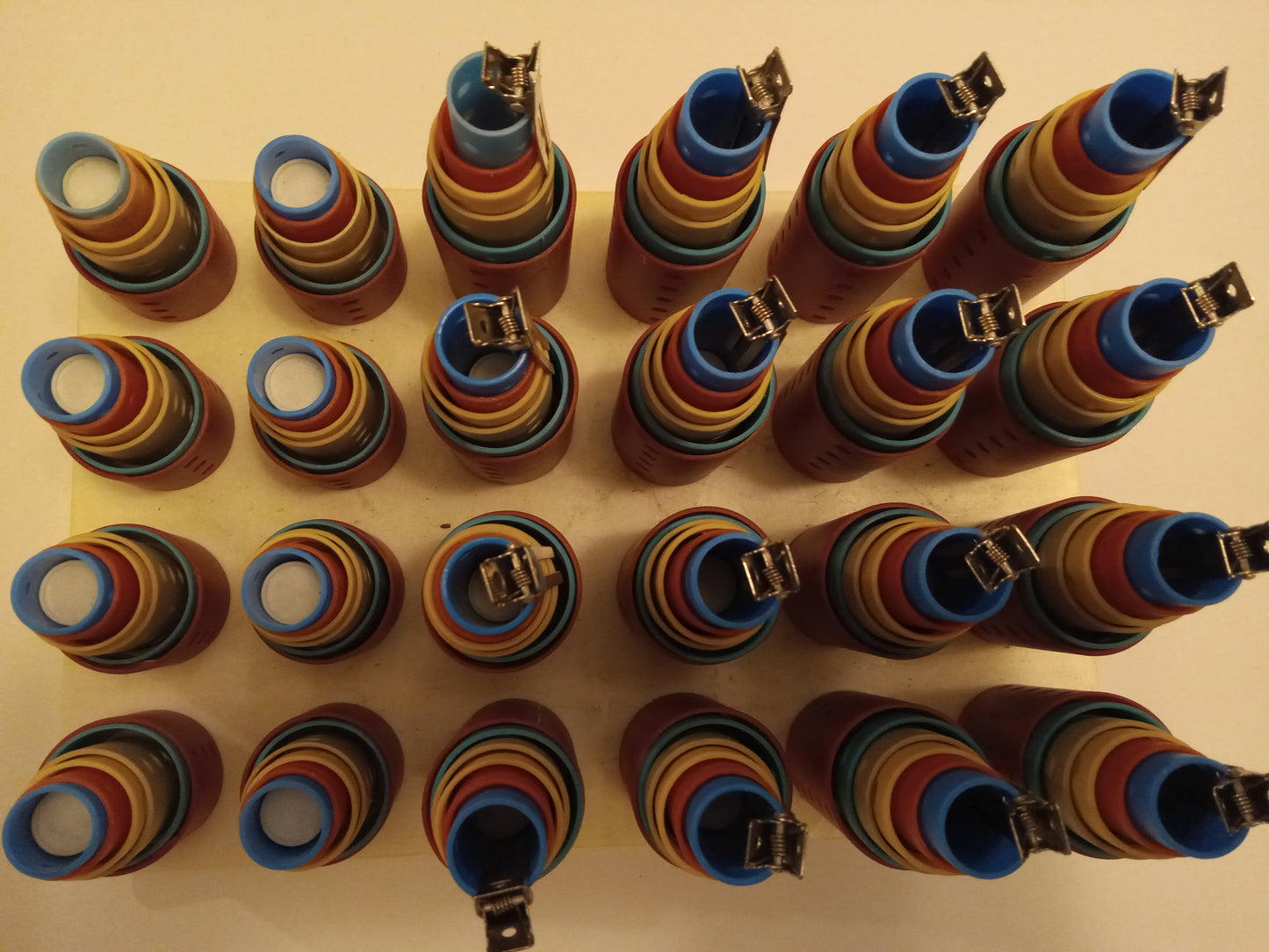 Classic Vintage Barrel Hair Rollers/Curlers Set Of 144 + Tray Nesting Plastic Salon Grade, USED