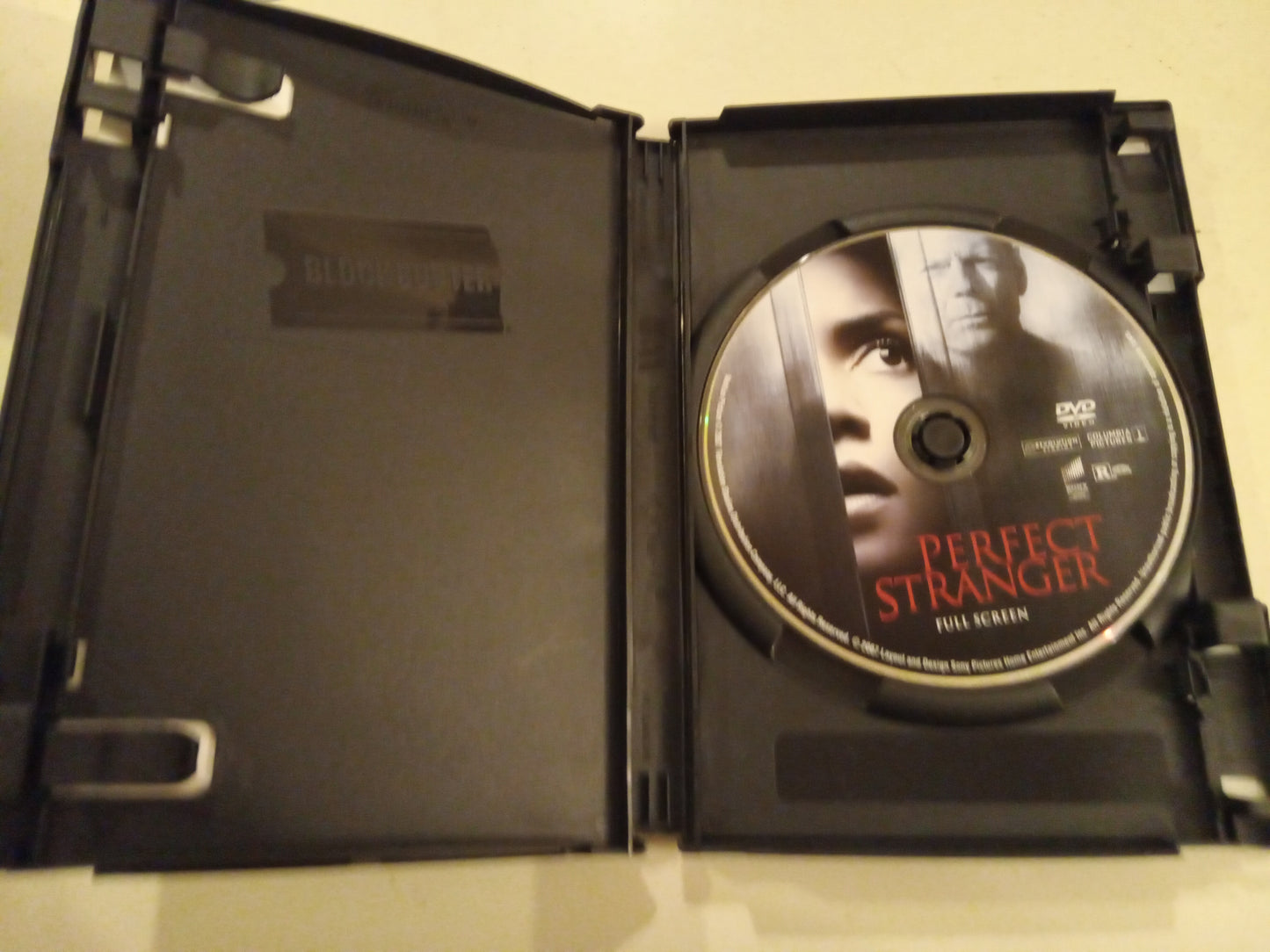 Perfect Stranger, DVD Movie Halle Berry Widescreen/Fullscreen, Rated R, USED