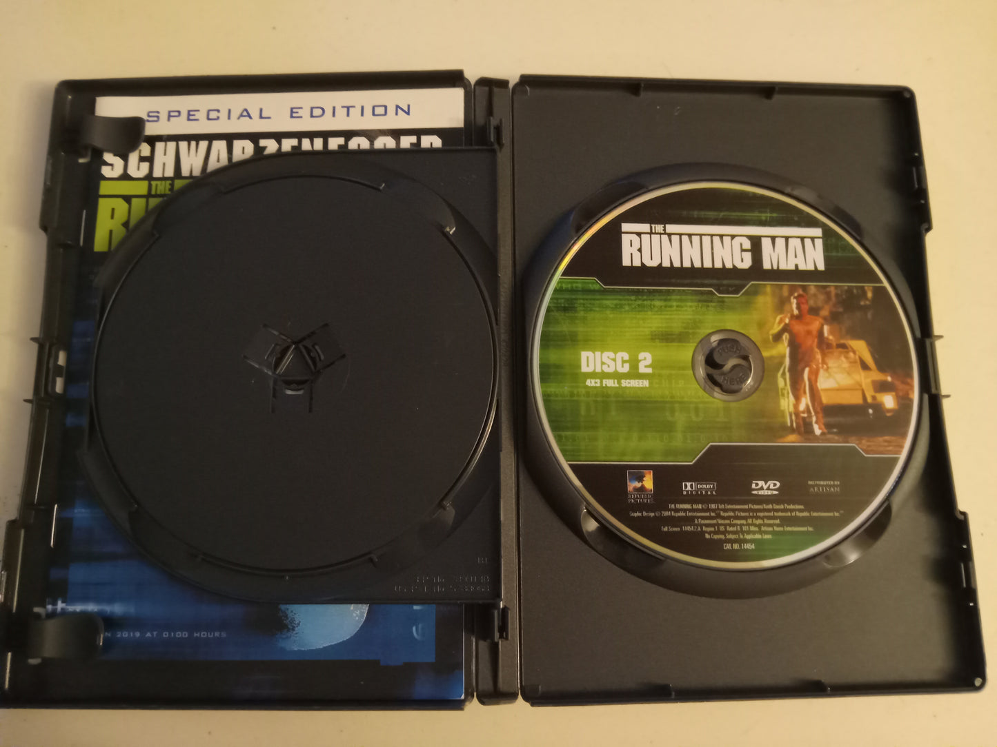 The Running Man, DVD Movie, Rated R, Widescreen 2 Disc Special Ed, USED