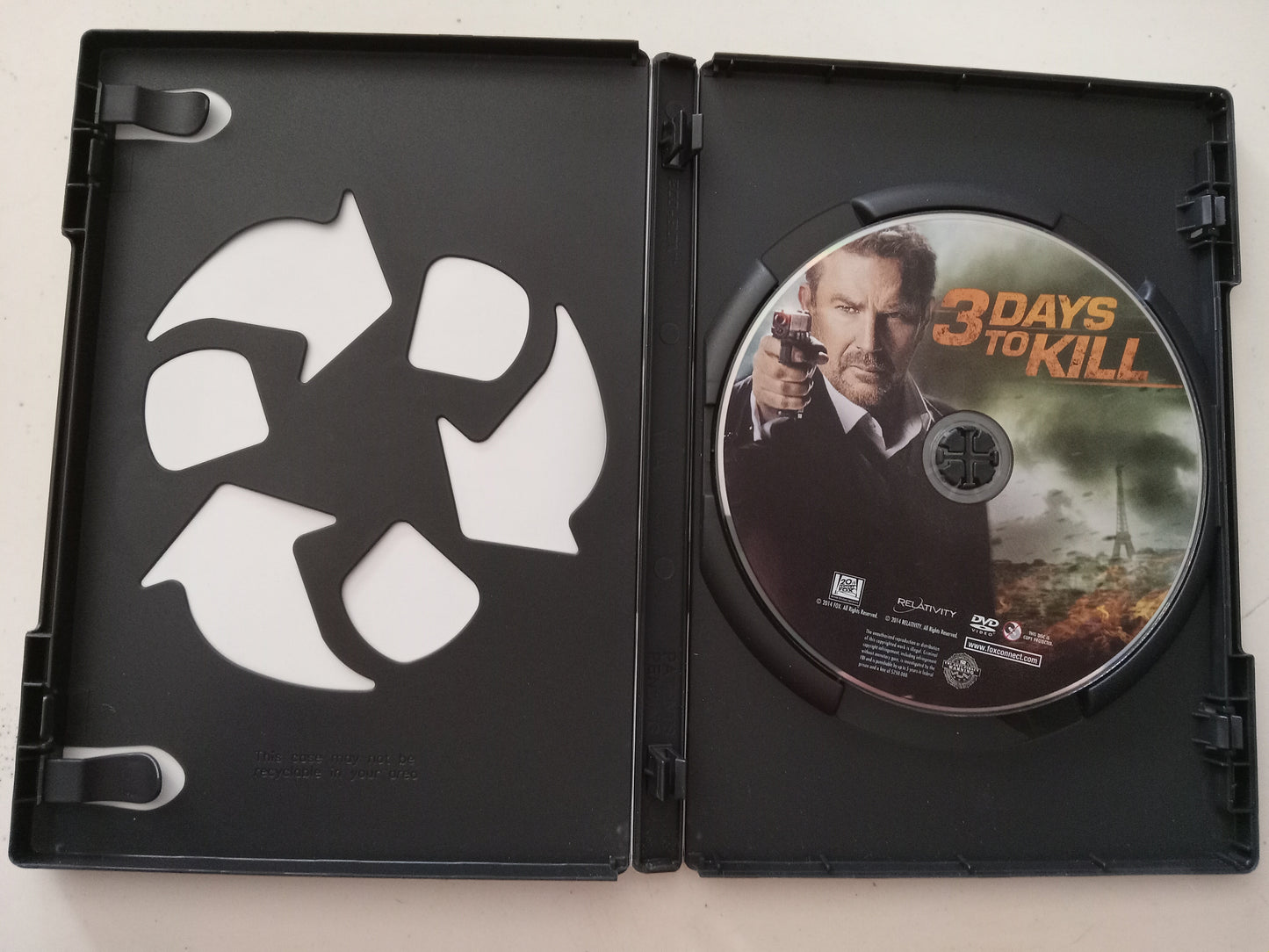 3 Three Days To Kill, DVD Movie, Widescreen, Rated PG-13, USED