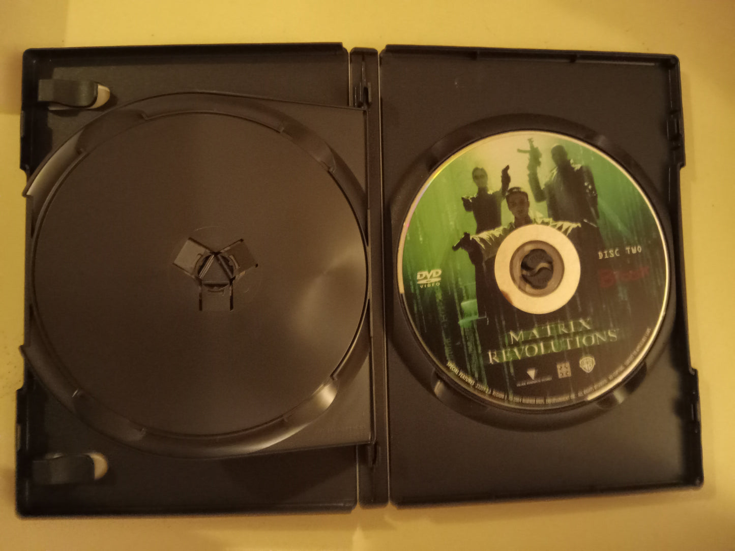 Matrix Revolutions, 2 Disc DVD Movie, Keanu Reeves Fullscreen/Widescreen, Rated R, USED