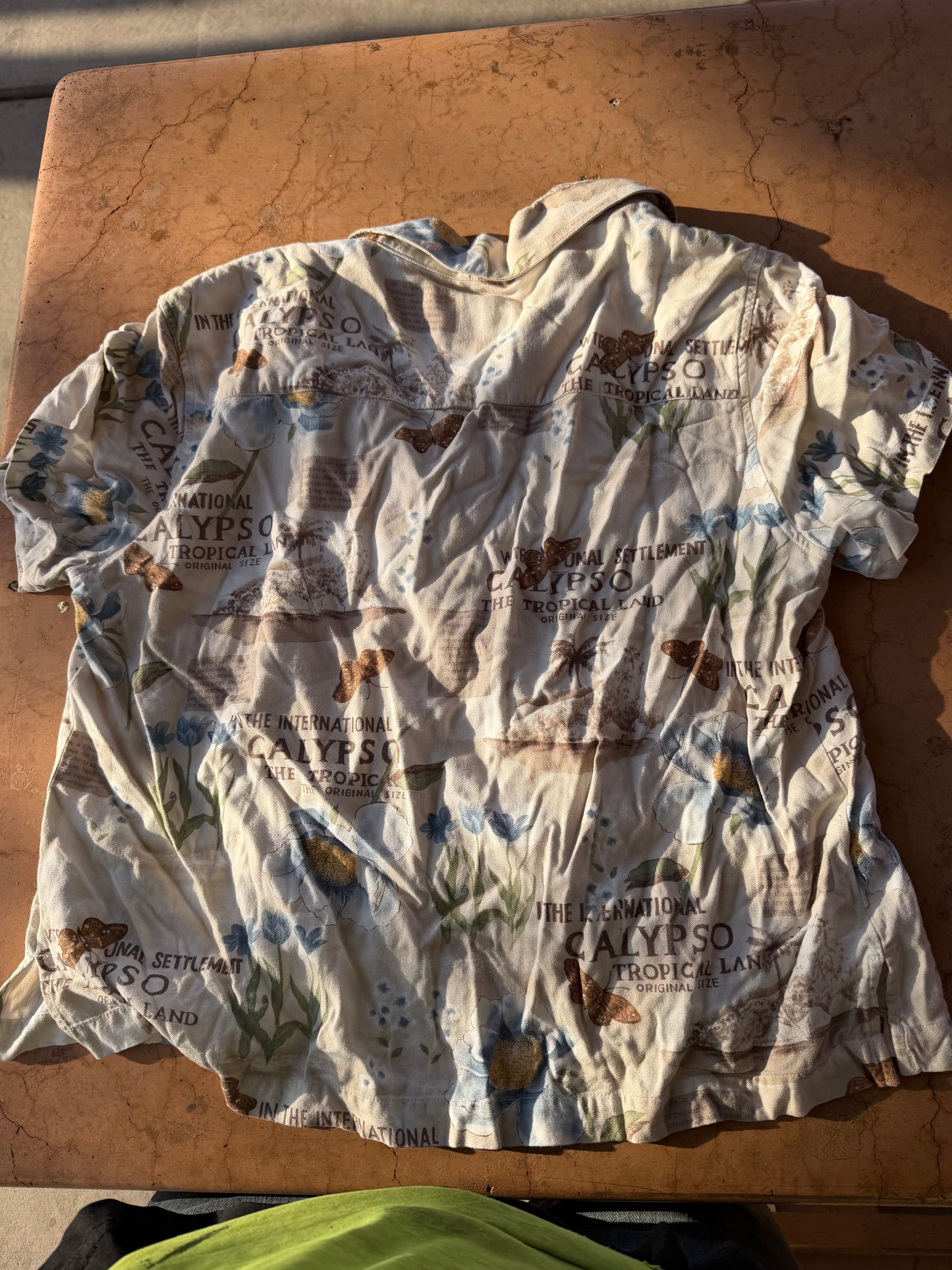 La Cabana clothing line button down Hawaii shirt beach bum vacation shirt size L…