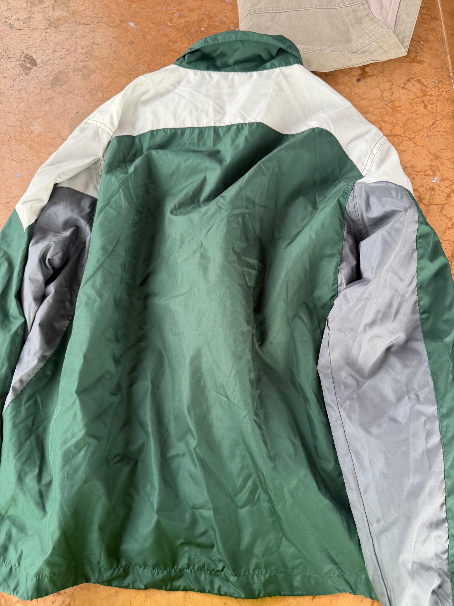 Reebok jacket NFL OFFICIAL WIND JACKET GREENBAY PACKERS light weight size large…