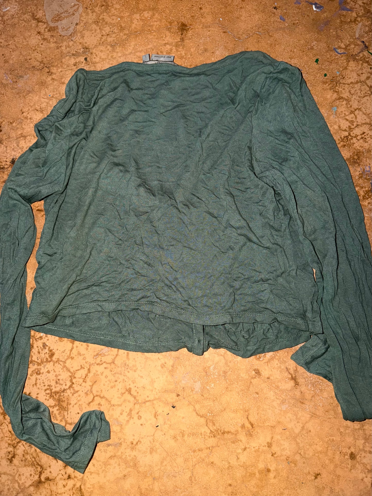 To the MAX ladies shirt long sleeve half button size Small …