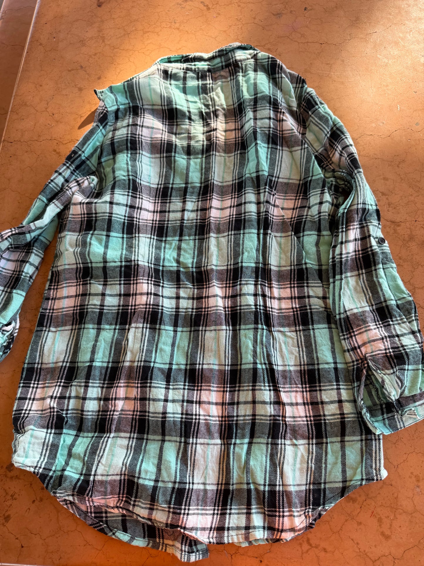 No Boundaries clothing line button down shirt green plaid shirt long sleeve size XXL…
