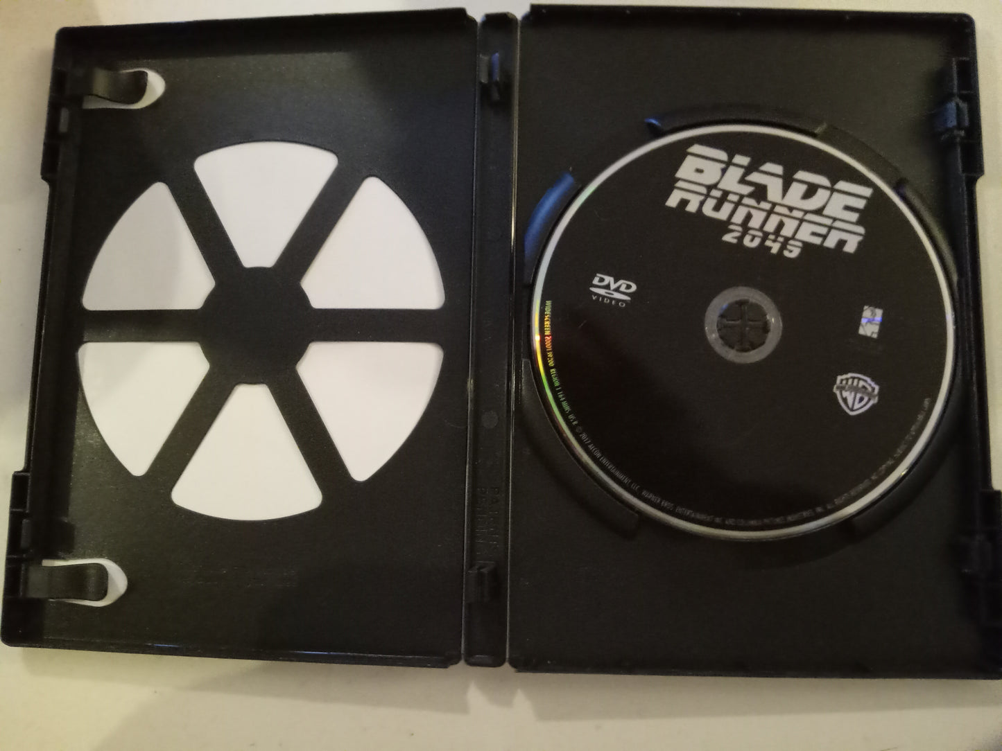 DVD: Blade Runner 2049 (2017, Widescreen, Rated R) Harrison Ford Ryan Gosling USED
