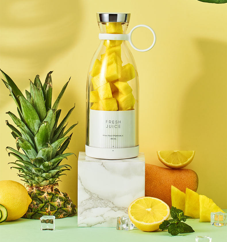 Fresh Juice Portable Blender Smoothies Healthy Drinks Rechargeable 1400mH NEW