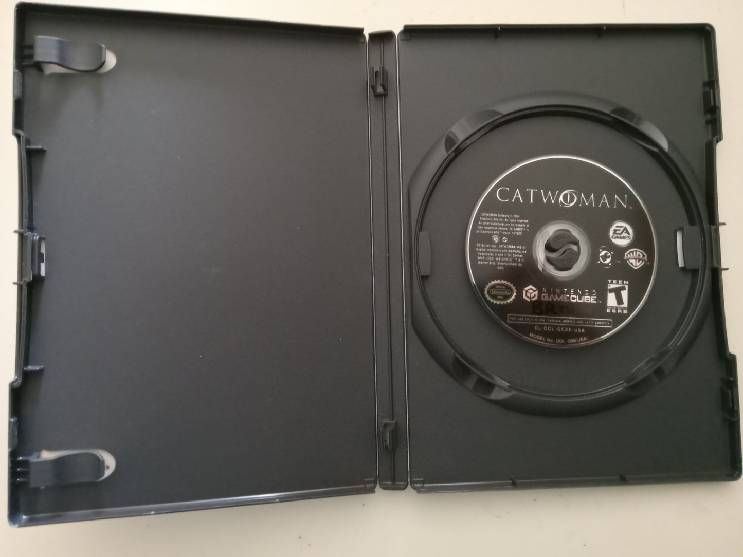 Catwoman Cat Woman, Nintendo GameCube Video Game, Rated T, USED