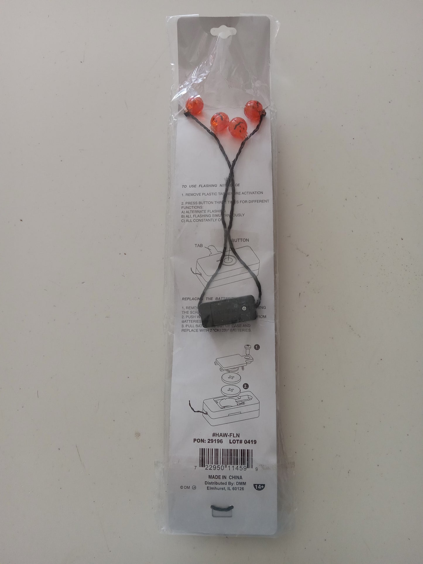 Spooky Lights Halloween Necklace, Steady On, Flashing Lites! Multi-functional, NEW.