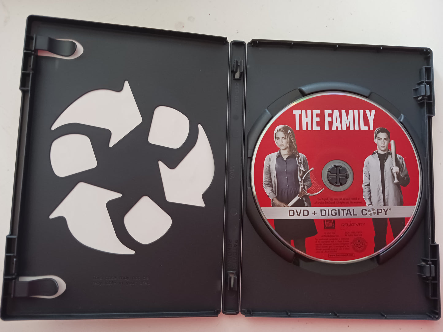 The Family, DVD Movie, Widescreen, Rated R, USED