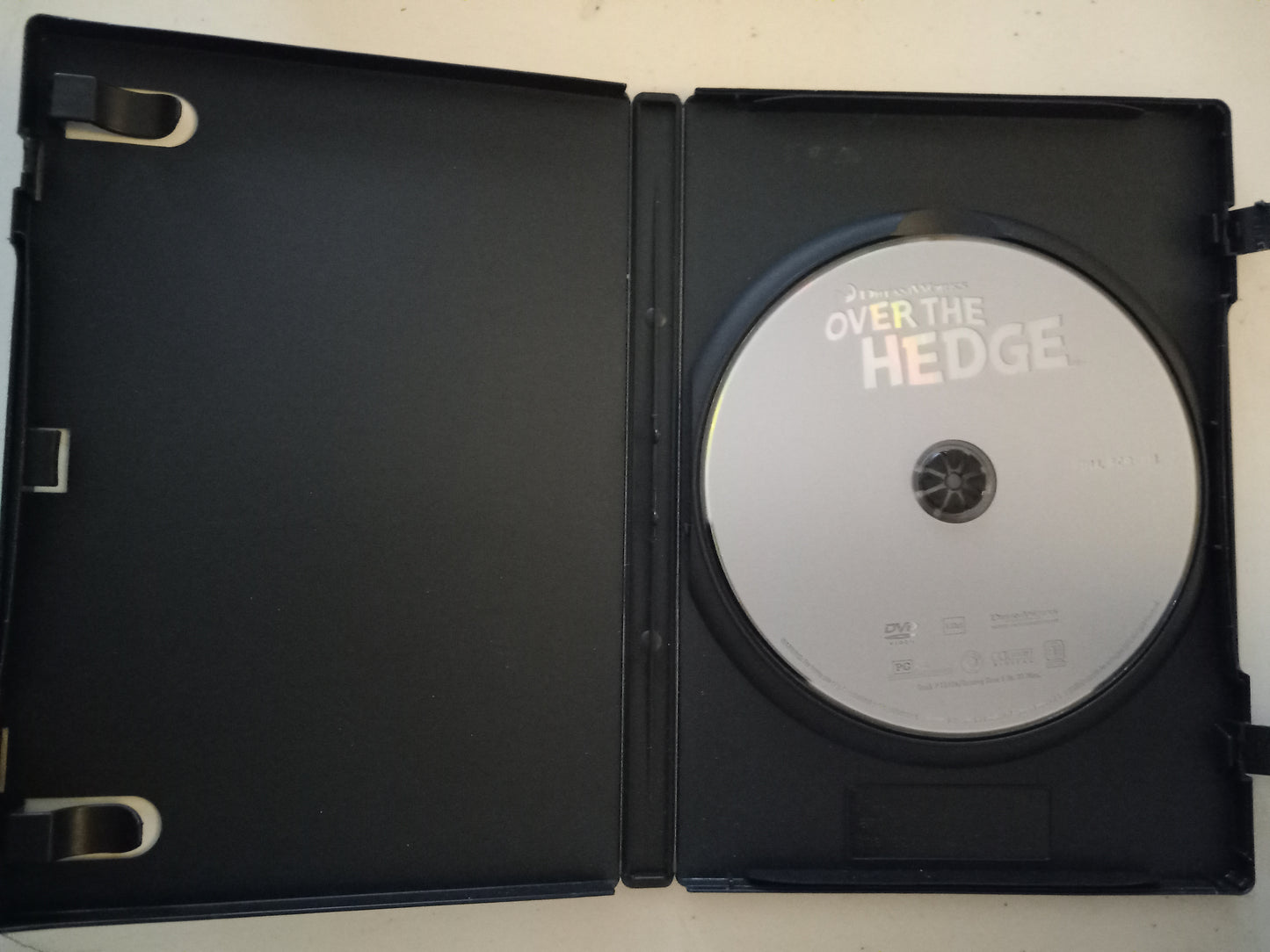 Over The Hedge, Dreamworks Animation DVD Movie, Widescreen/Fullscreen, Rated PG, USED