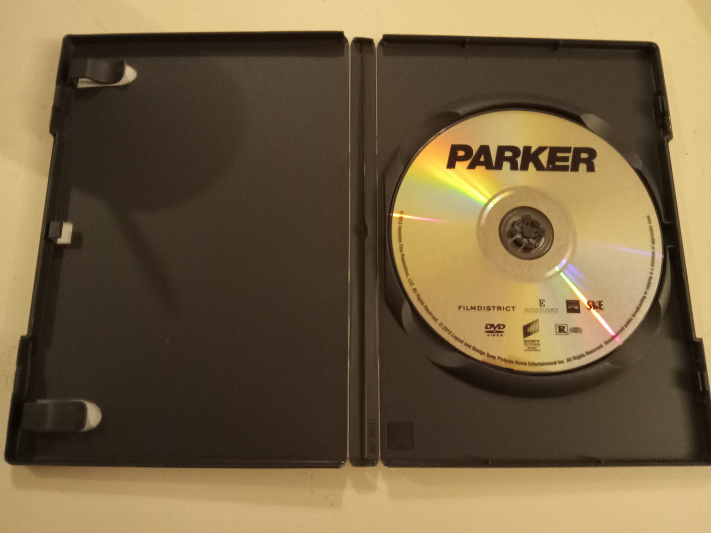 Parker, DVD Movie Widescreen, Rated R, USED
