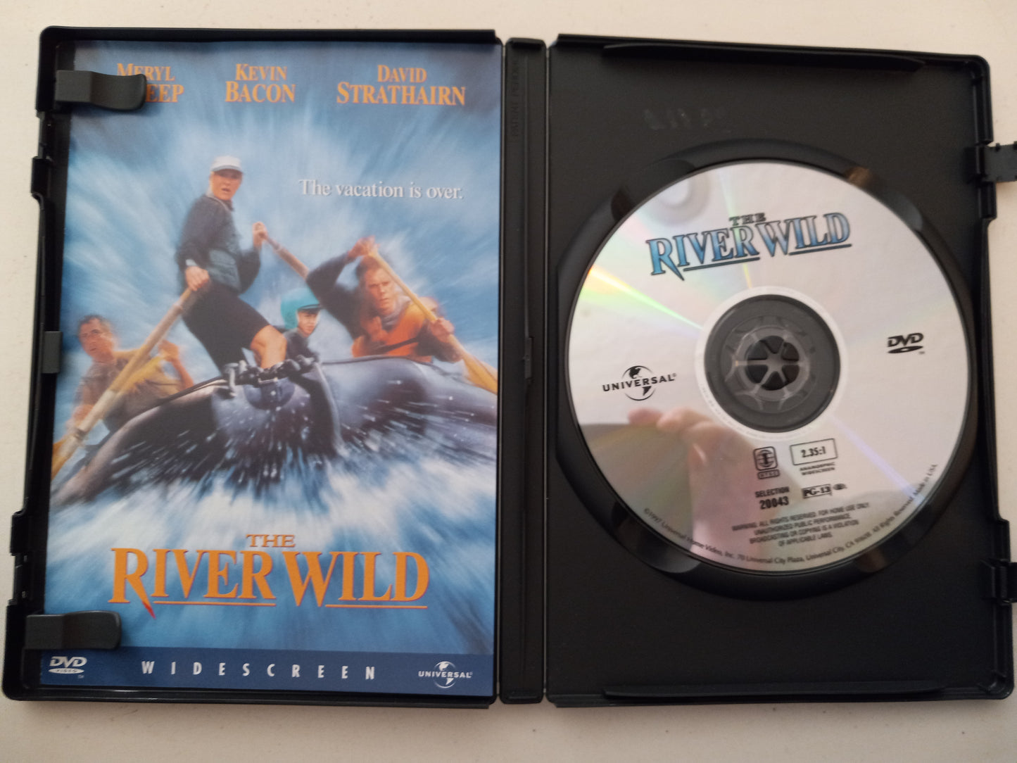 The River Wild, DVD Movie, Widescreen, Rated PG-13, USED