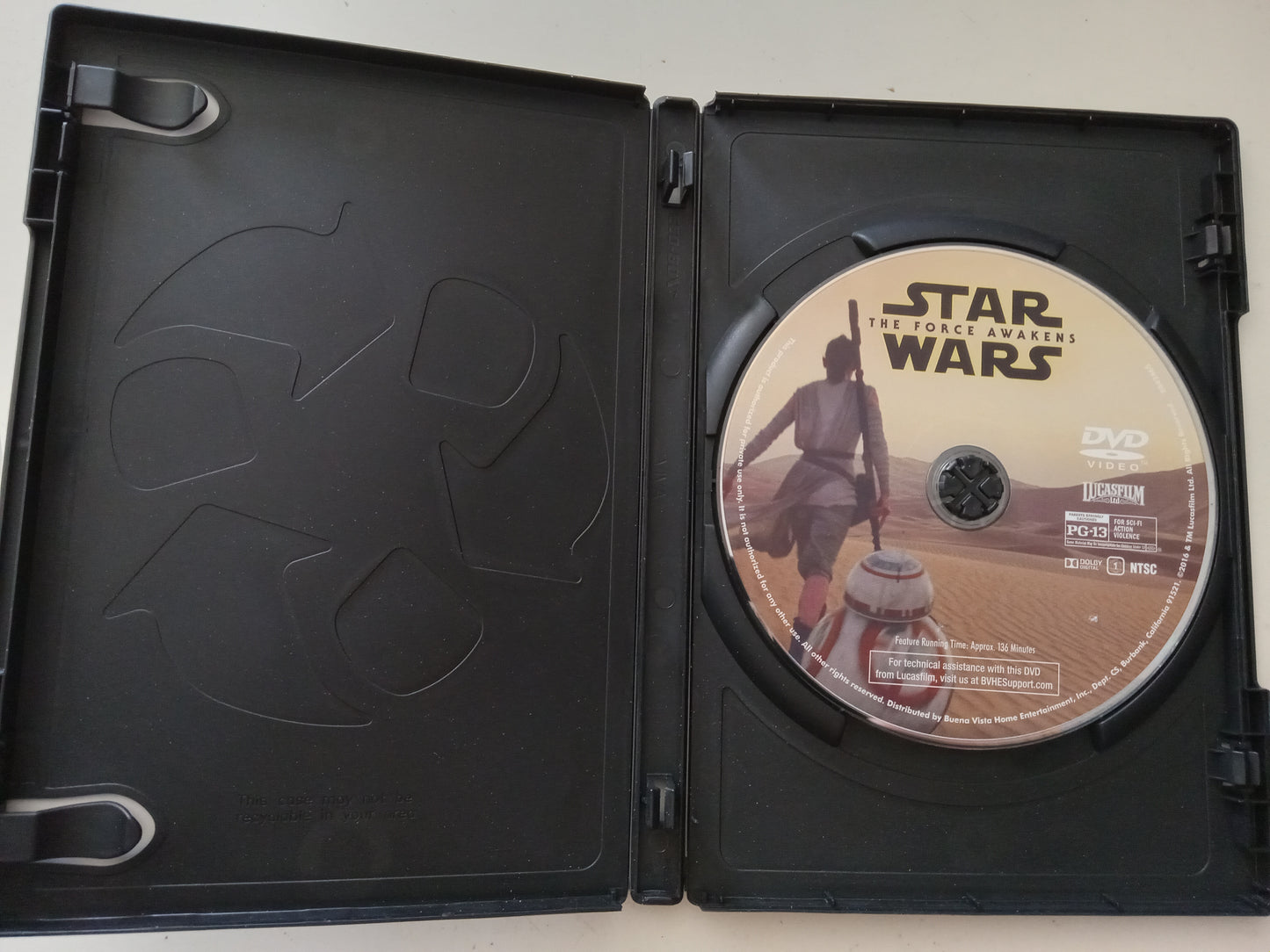 Star Wars The Force Awakens, DVD Movie, Widescreen, Rated PG-13, USED