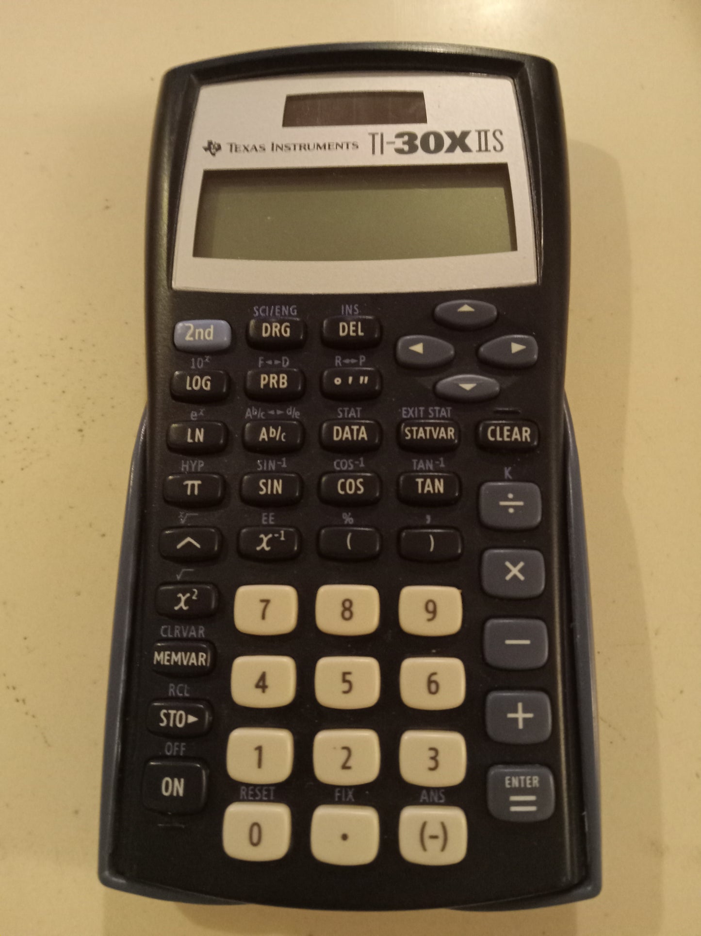 Calculator, Texas Industries, Solar Scientific TI-30X IIS, +Hard Protective Cover, USED