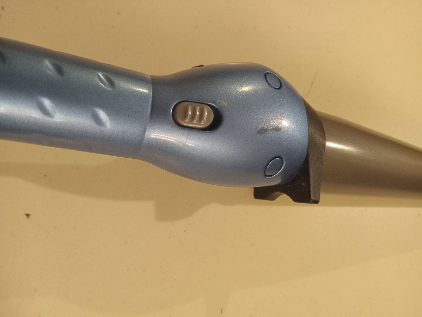 Nano Titanium Blue Hair Curling Iron, Straight Rod, BaByliss Pro 1 1/4" Tapered Barrel USED