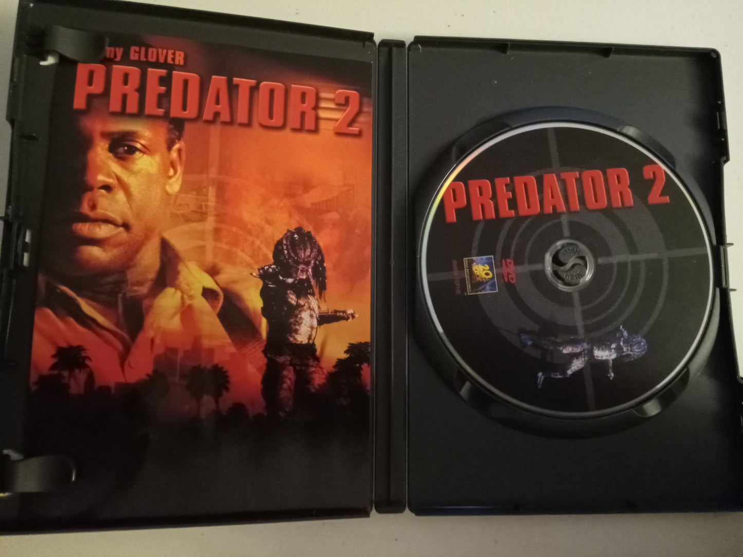 Predator 2, DVD Movie, Danny Glover Widescreen, Special Ed. Rated R, USED