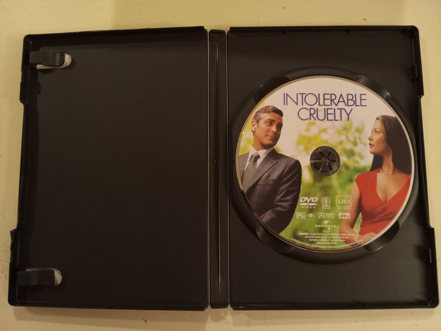 Intolerable Cruelty, DVD Movie, Fullscreen, Rated PG, USED