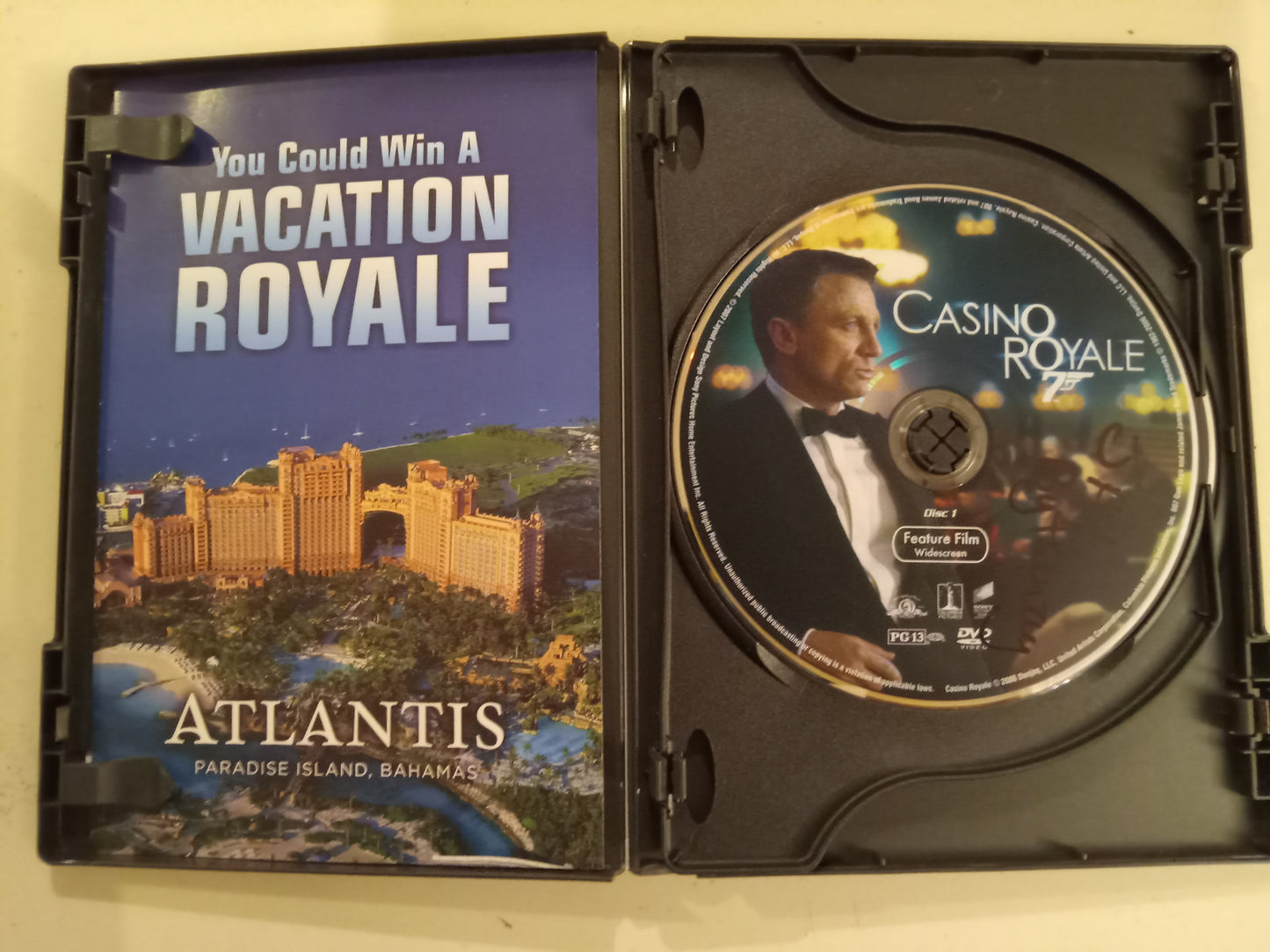 James Bond 007 in Casino Royale, DVD Movie, 2 Discs Daniel Craig Fullscreen/Widescreen, Rated PG-13, NEW/USED