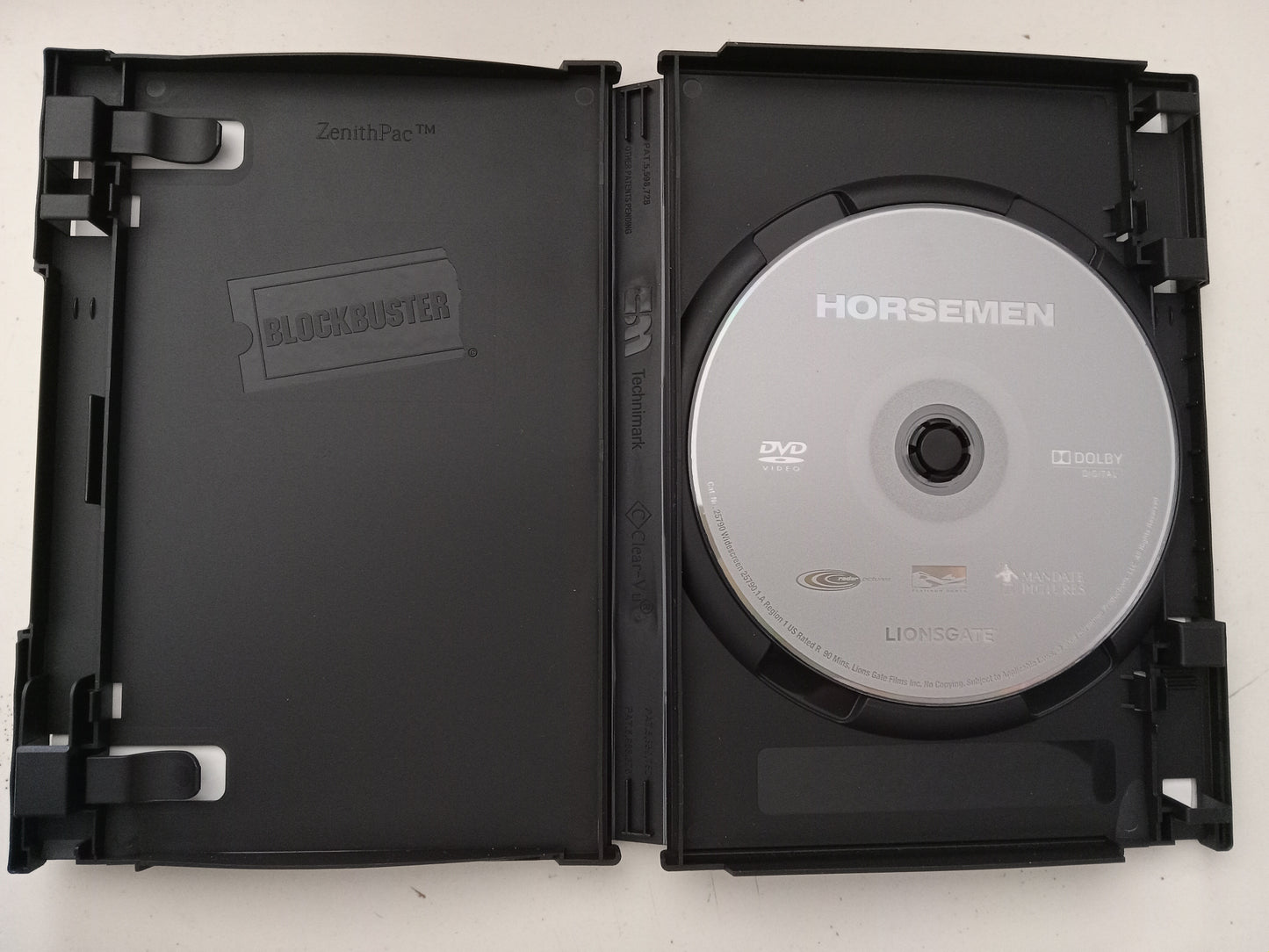 Horsemen, DVD Movie, Dennis Quaid Widescreen, Rated R, USED