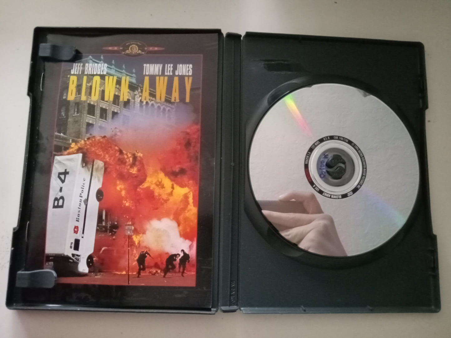 Blown Away, DVD Movie, Tommy Lee Jones Fullscreen, Widescreen, Rated R, USED
