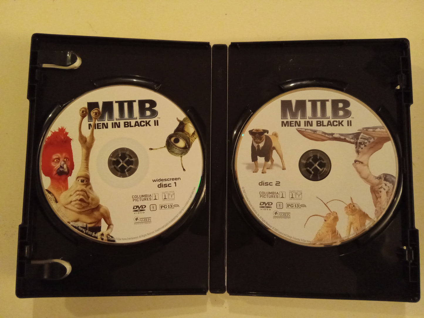 MIIB, Men In Black II 2, 2 Discs Special Ed., DVD Movie, Will Smith Fullscreen/Widescreen, Rated PG-13, USED