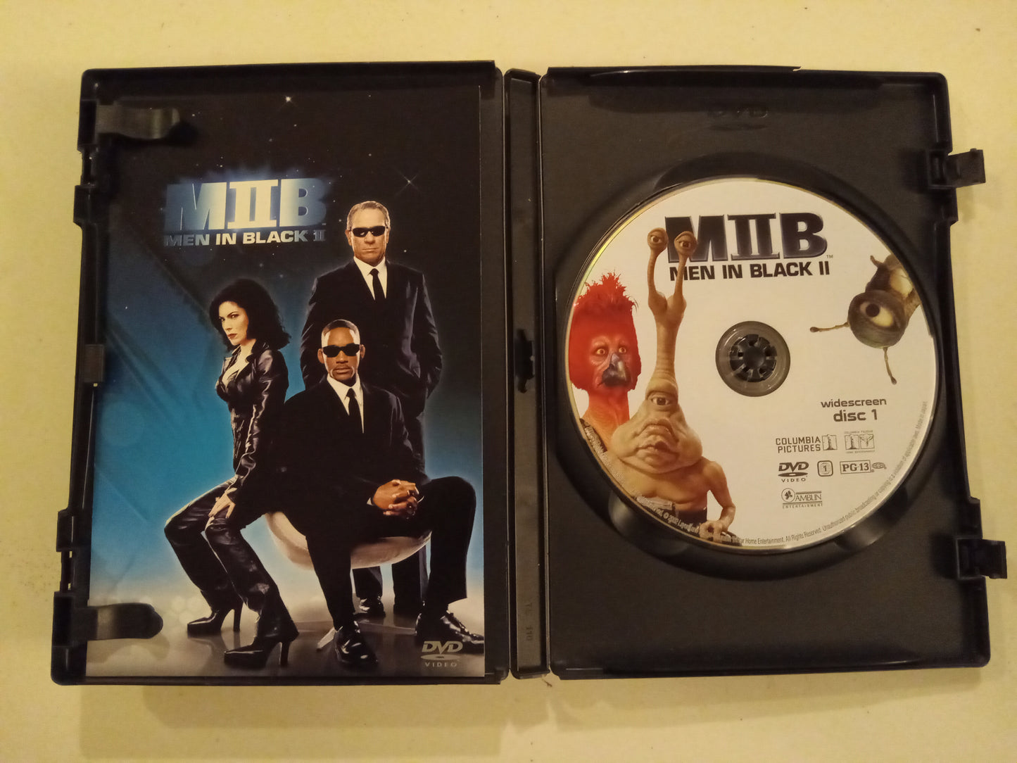 MIIB, Men In Black II 2, 2 Discs Special Ed., DVD Movie, Will Smith Fullscreen/Widescreen, Rated PG-13, USED