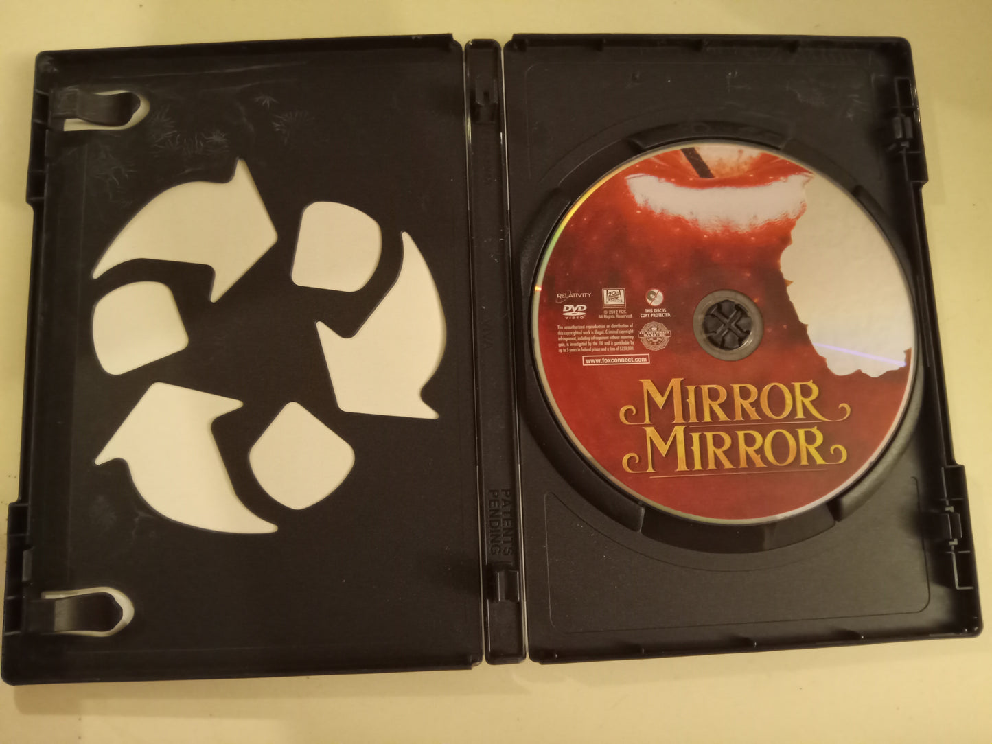 Mirror Mirror, DVD Movie, Julia Roberts Widescreen, Rated PG, USED
