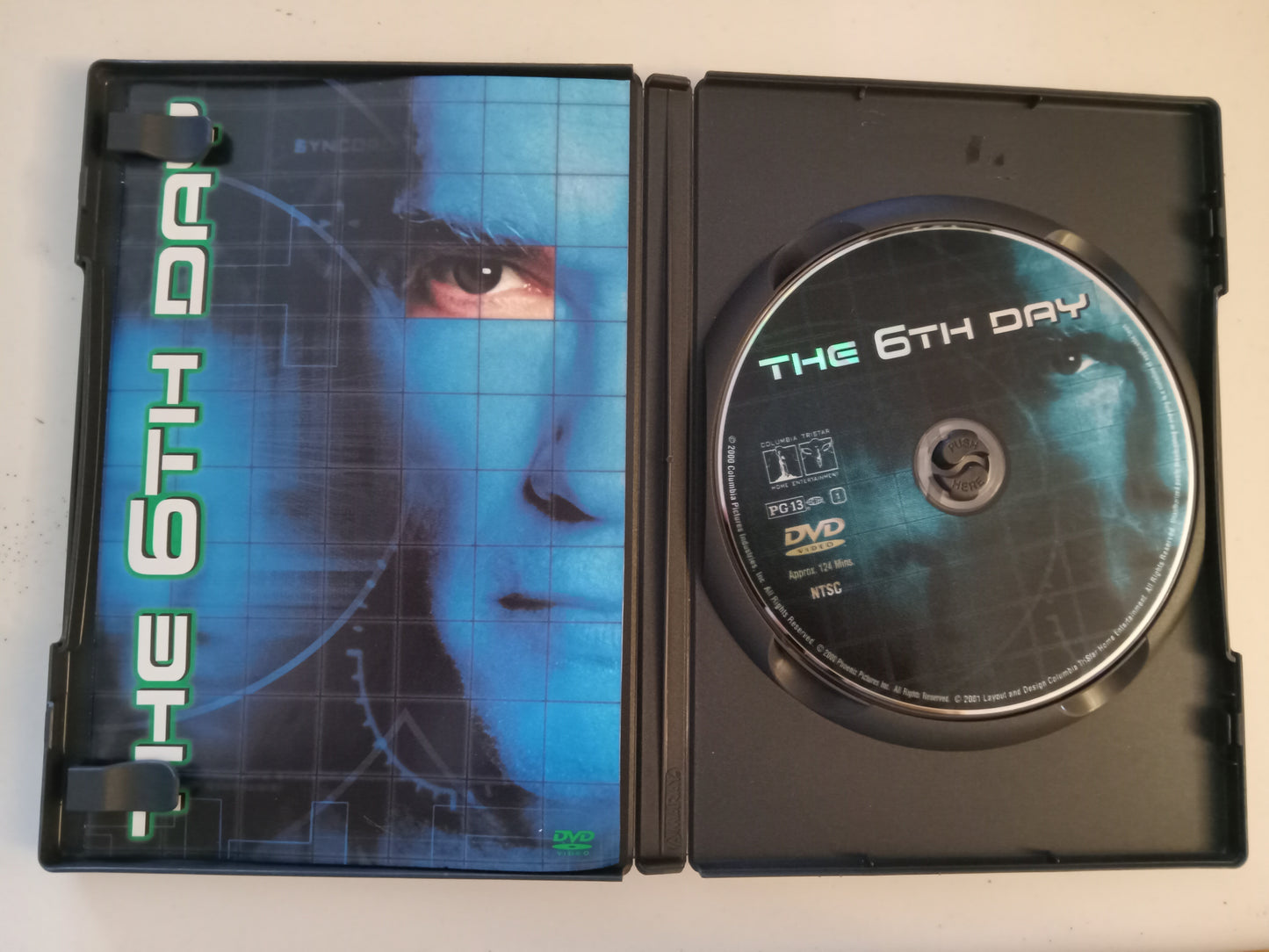 The 6th Day, 2 Disc Special Edition, DVD Movie, Arnold Schwarzenegger Widescreen, Rated PG-13, USED