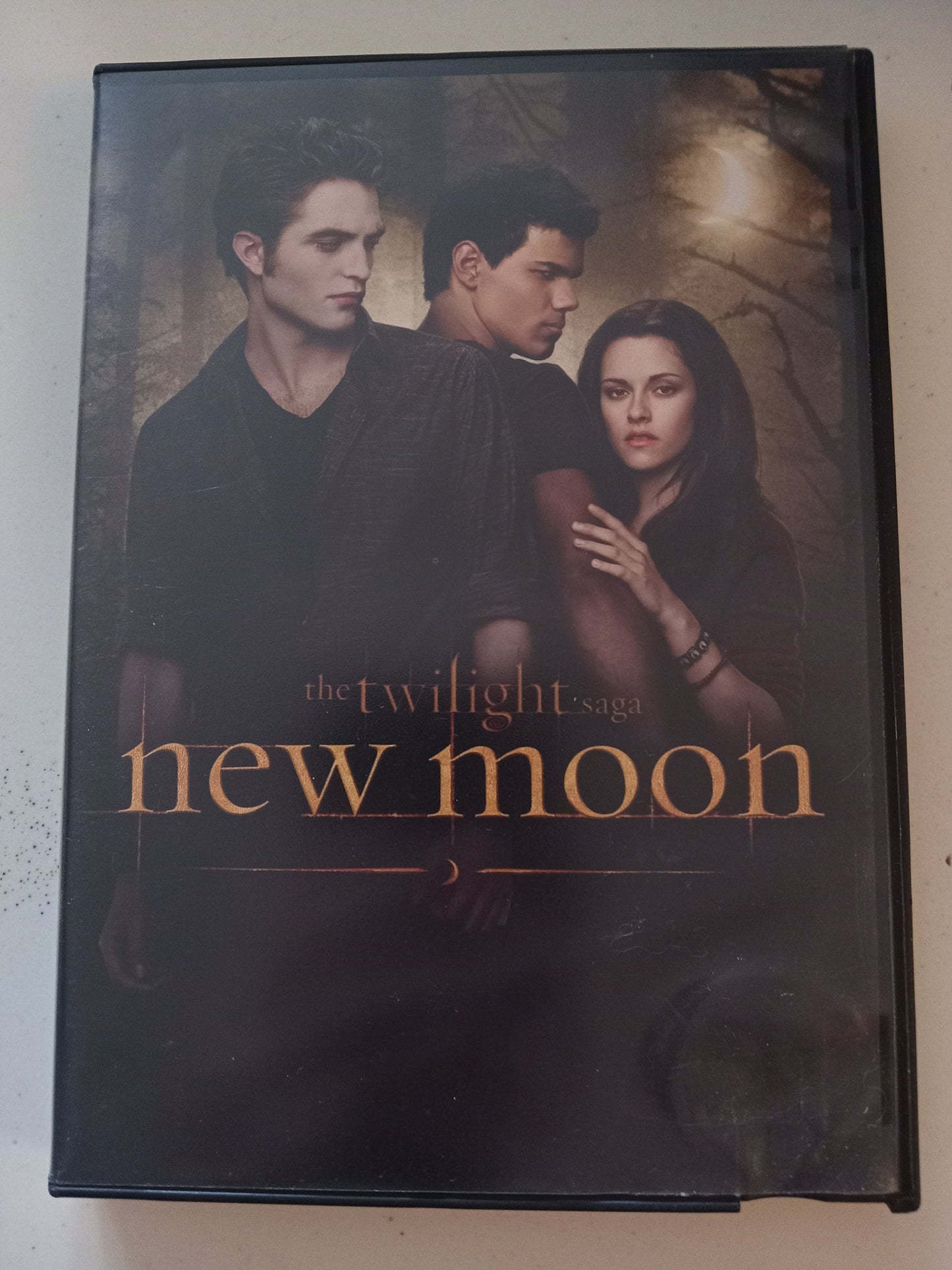 Twilight New Moon, DVD Movie, 2 Disc Ed. Kristen Stewart Widescreen, Rated PG-13, USED