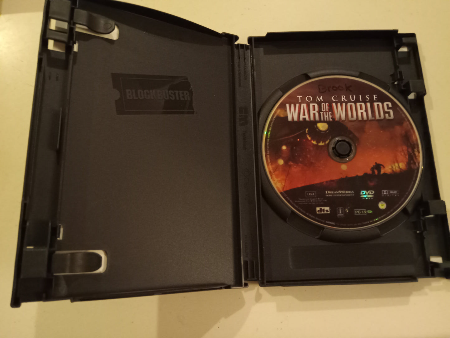 War Of The Worlds, DVD Movie, Tom Cruise Widescreen, Rated PG-13, USED