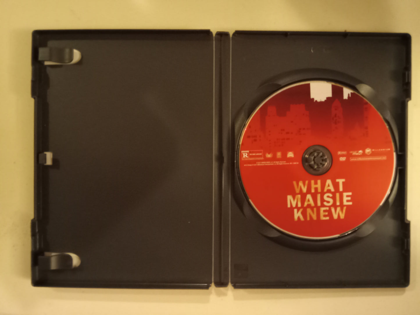 What Maisie Knew, DVD Movie, Julianne Moore Widescreen, Rated R, USED