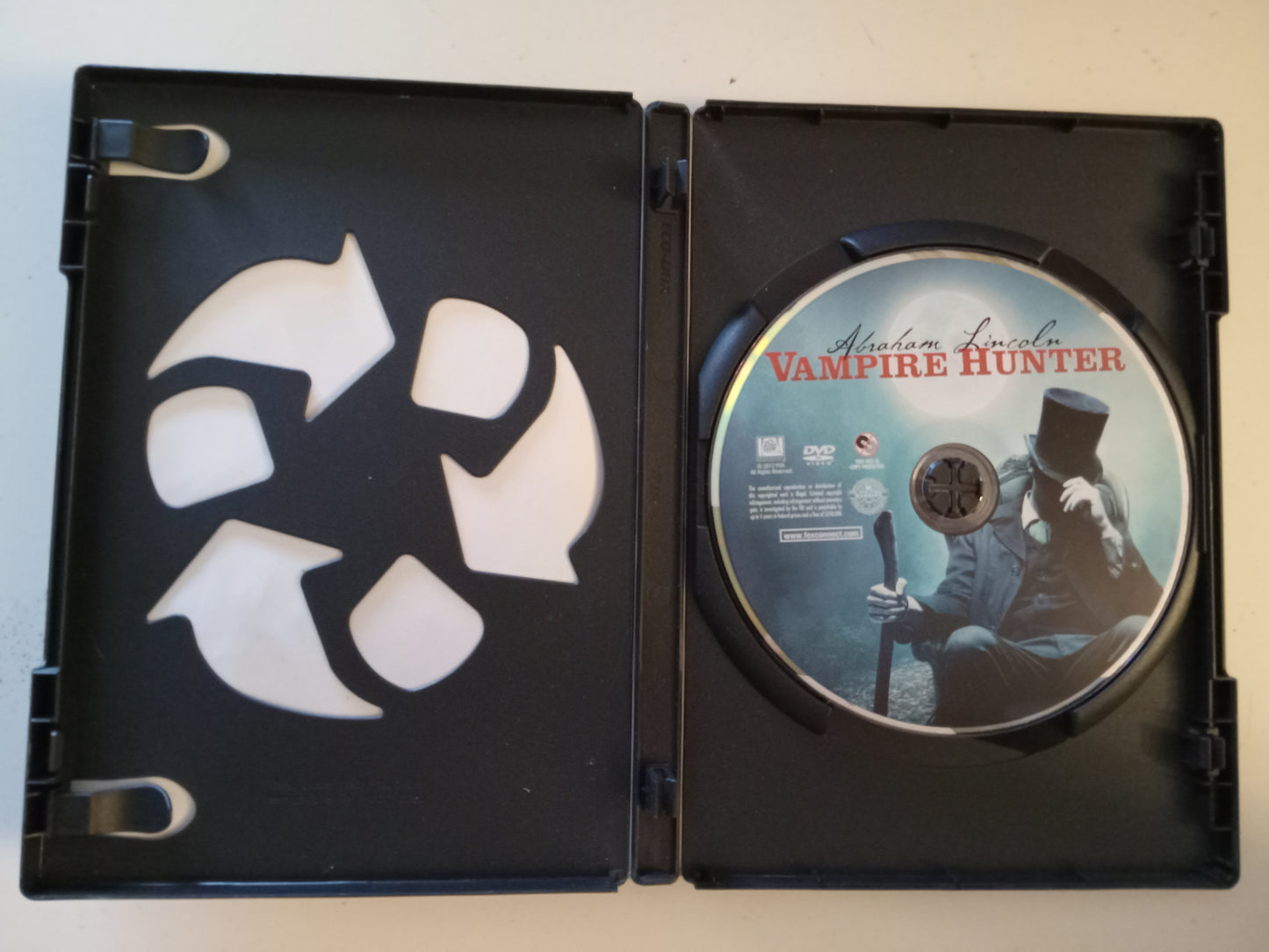 Abraham Lincoln Vampire Hunter, DVD Movie, Dominic Cooper Widescreen, Rated R, USED