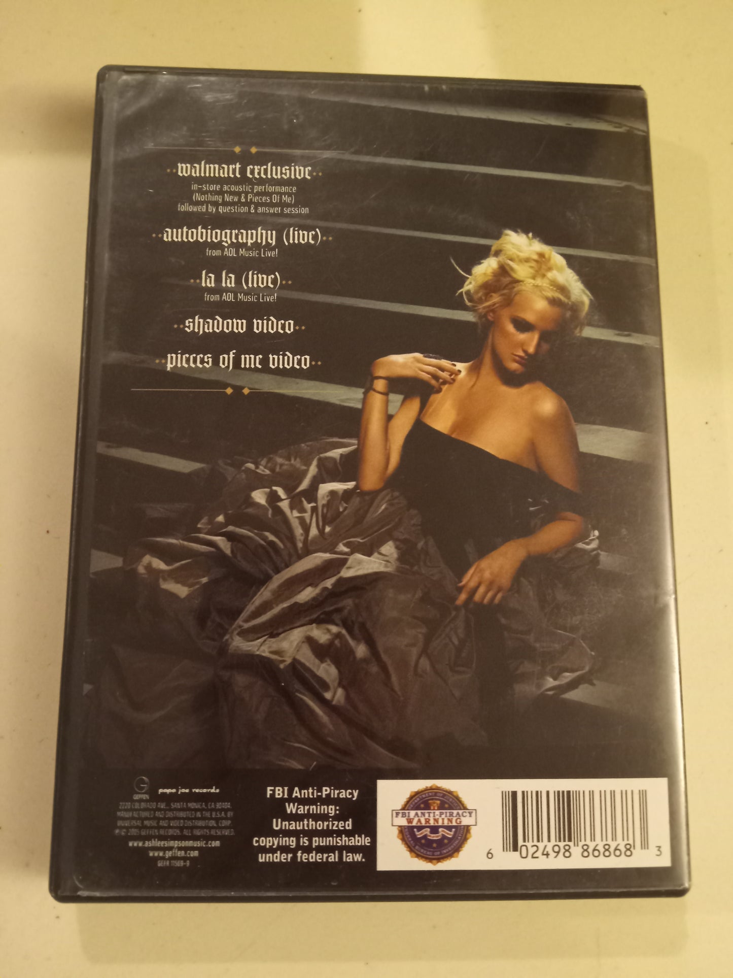 Ashlee Simpson, I Am Me, Pop Star Concert, DVD Music Video, Widescreen, Not Rated, USED