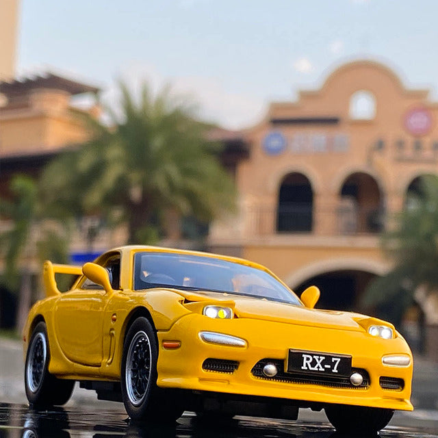 Mazda RX7 Alloy Sports Car 1:32 Scale Replica +Lights & Sounds NEW
