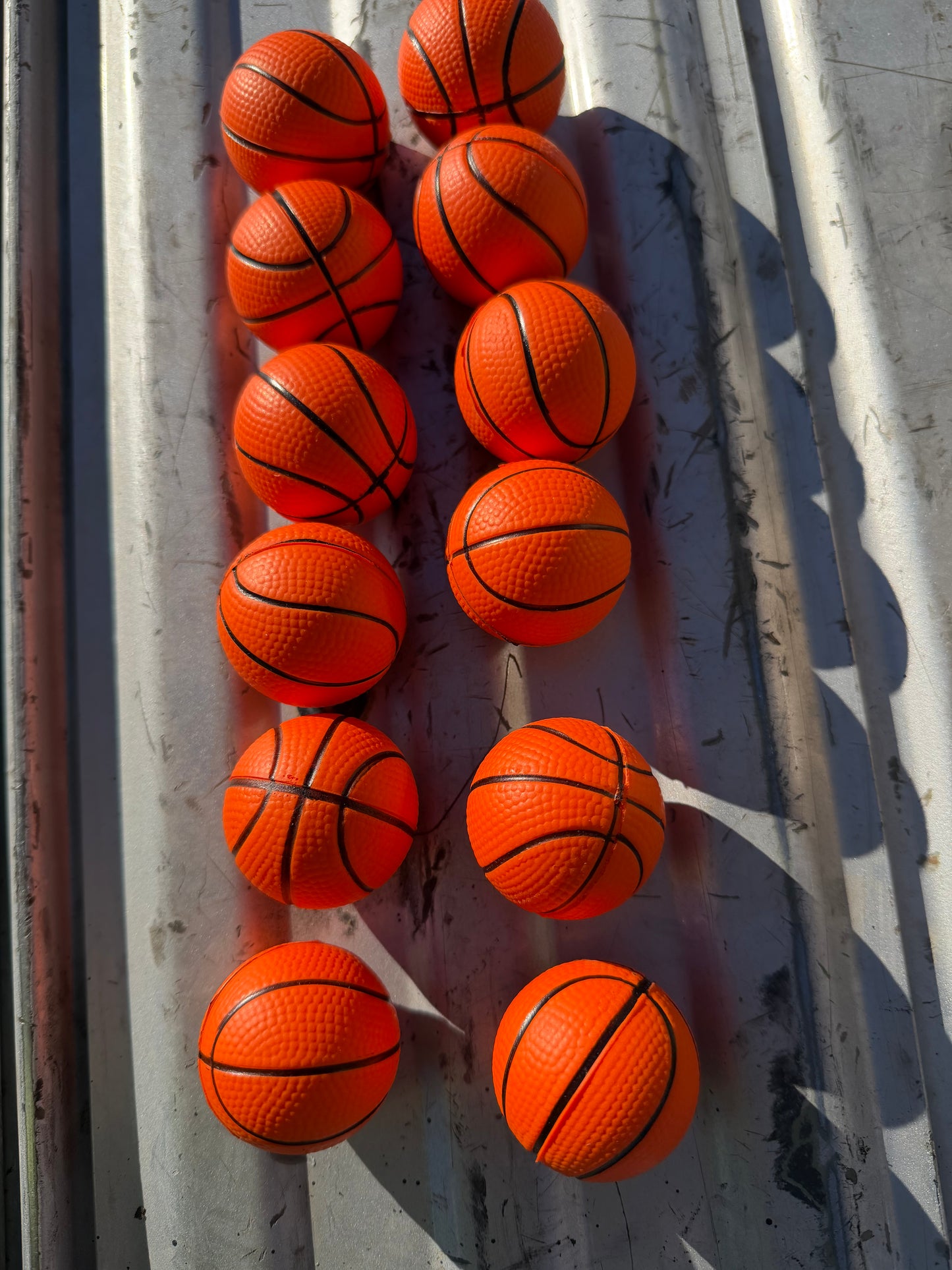 Tiny toy Basketballs party games and kids 10 each in the box 1 inch round squish and bounce new…