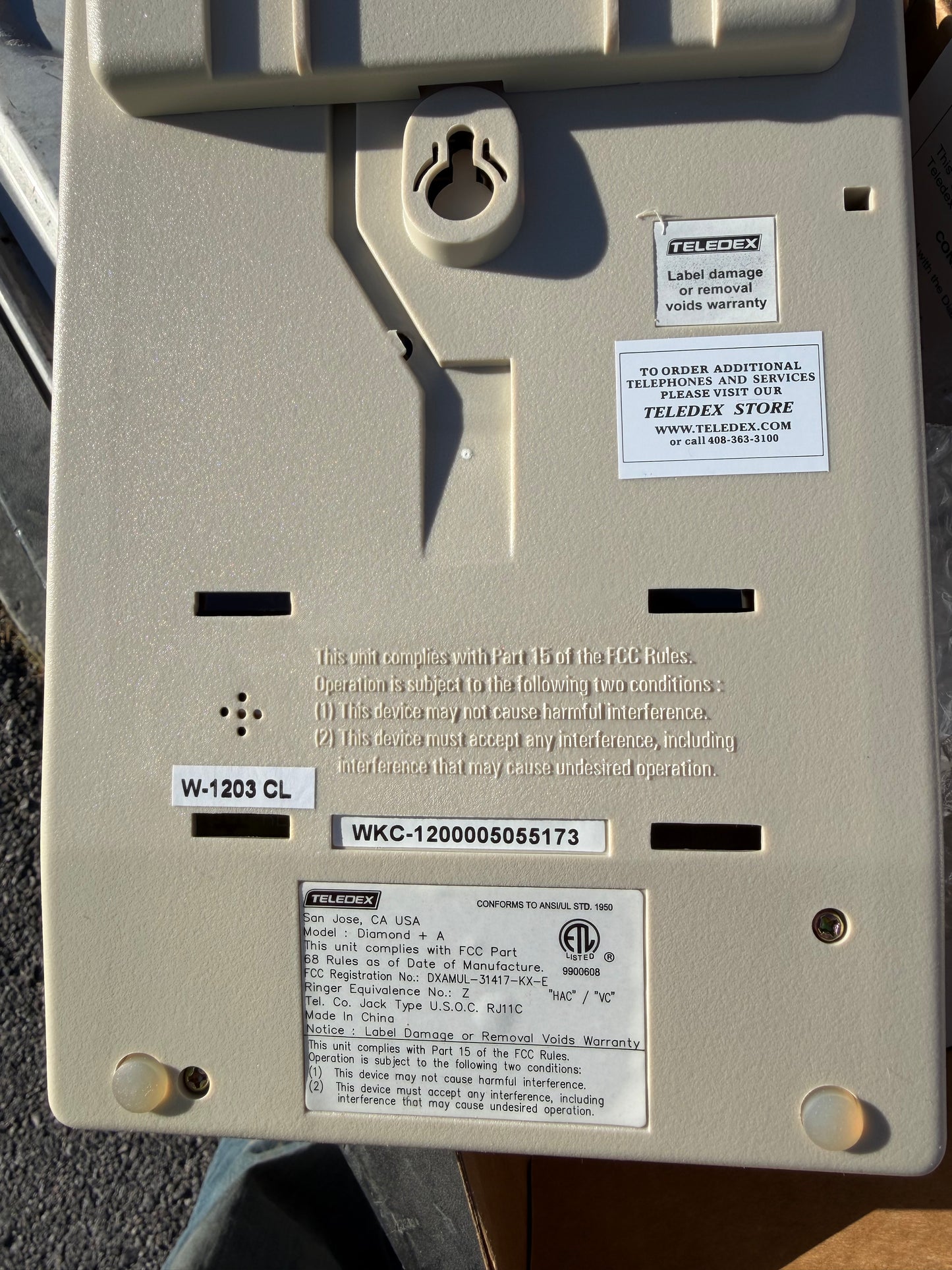 Teledex business telephone land line new in box part # WKC1200005055173 model Diamond +A…