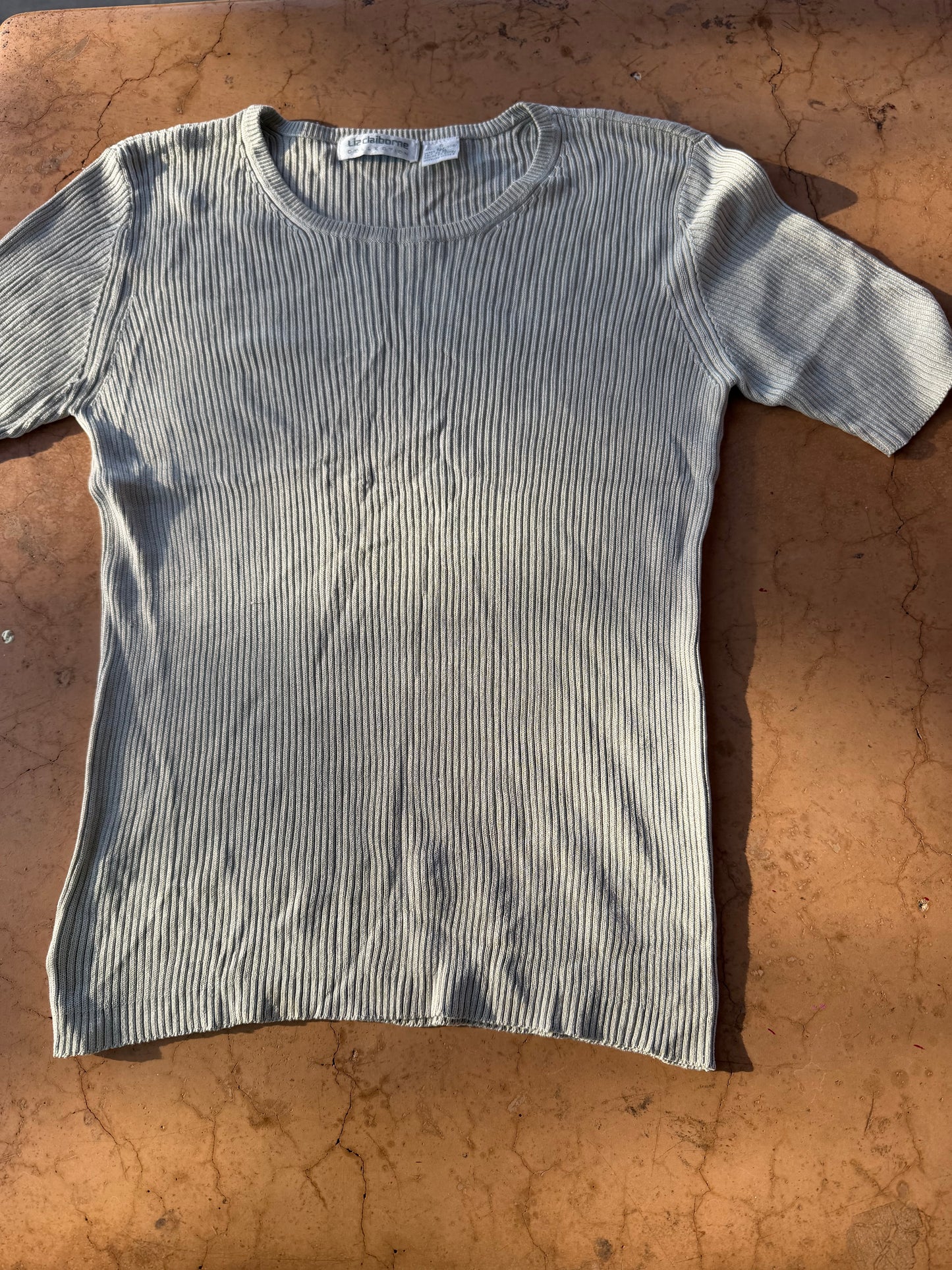 Liz Claiborne clothing light sweater shirt ladies size Small short sleeve …