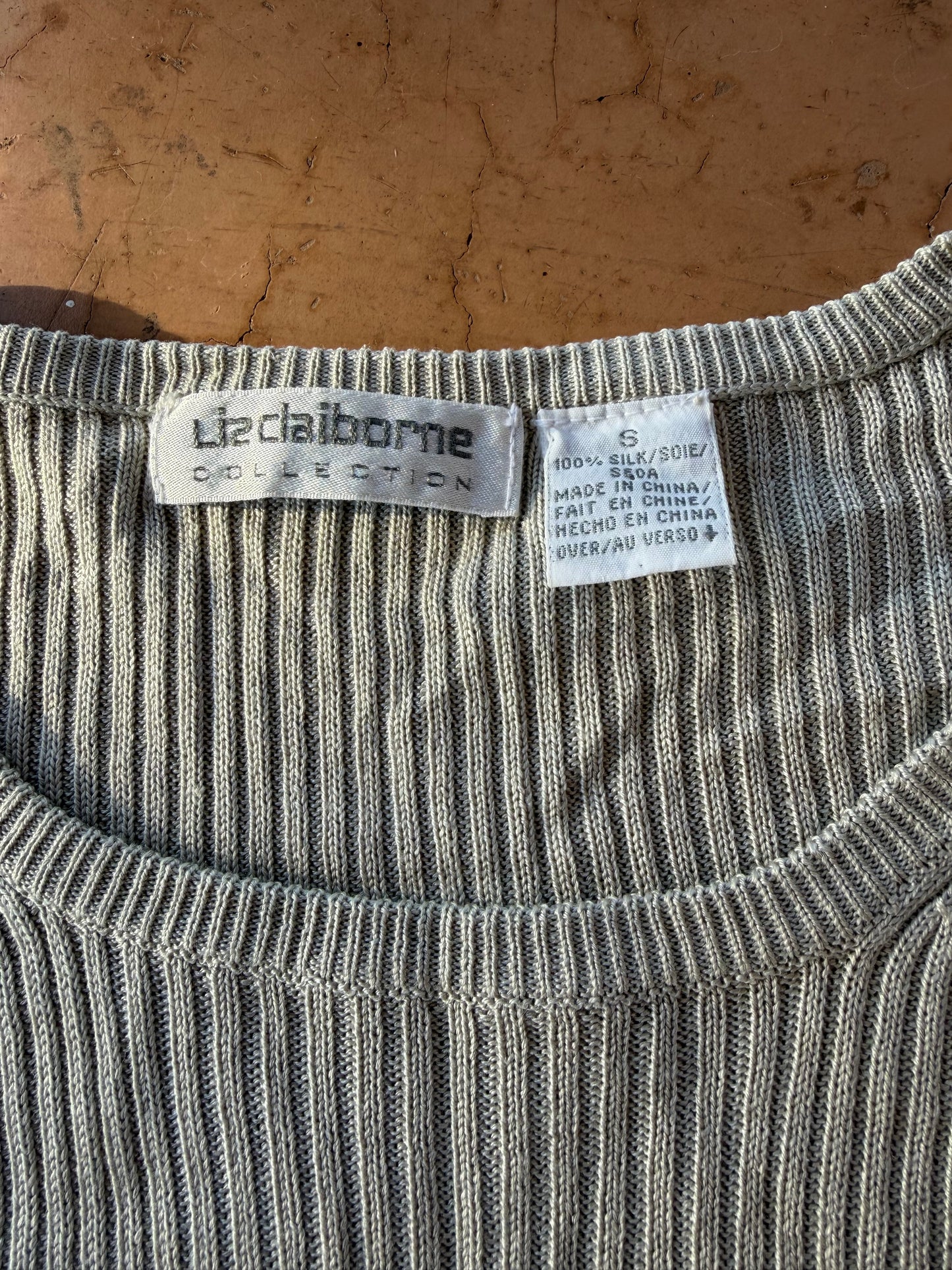 Liz Claiborne clothing light sweater shirt ladies size Small short sleeve …