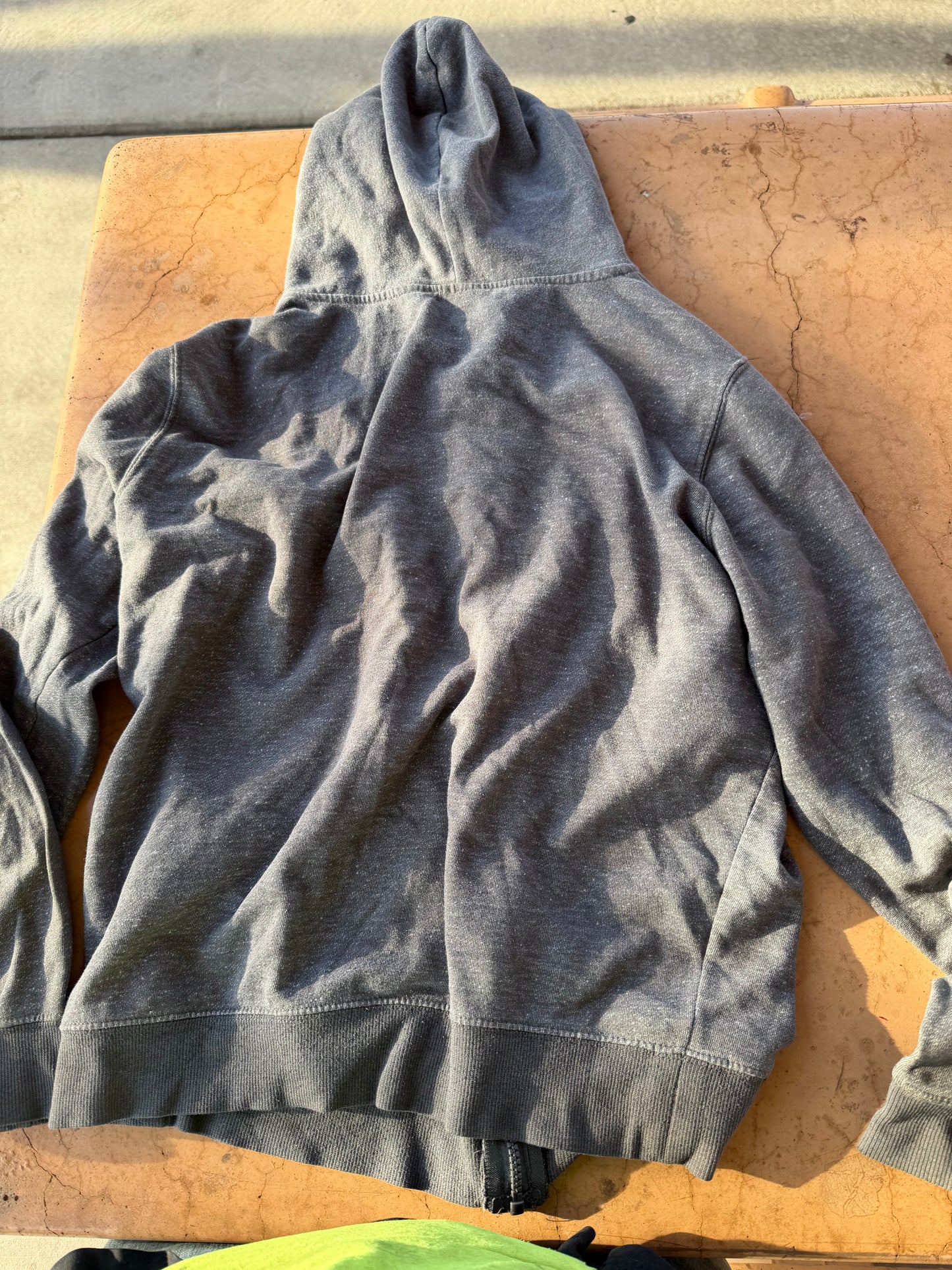 Dc comics Superman gray hoodie clothing line long sleeve authentic DC Comics hoodie size Medium 15 …