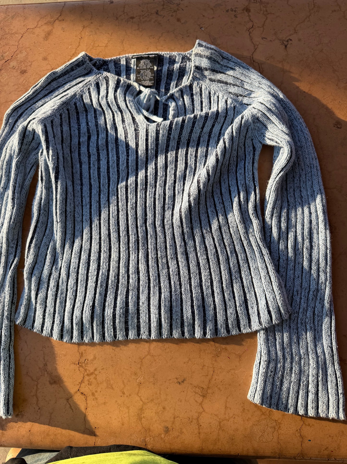 No Boundaries clothing line sweater blue color long sleeve size Junior Medium 7-9…