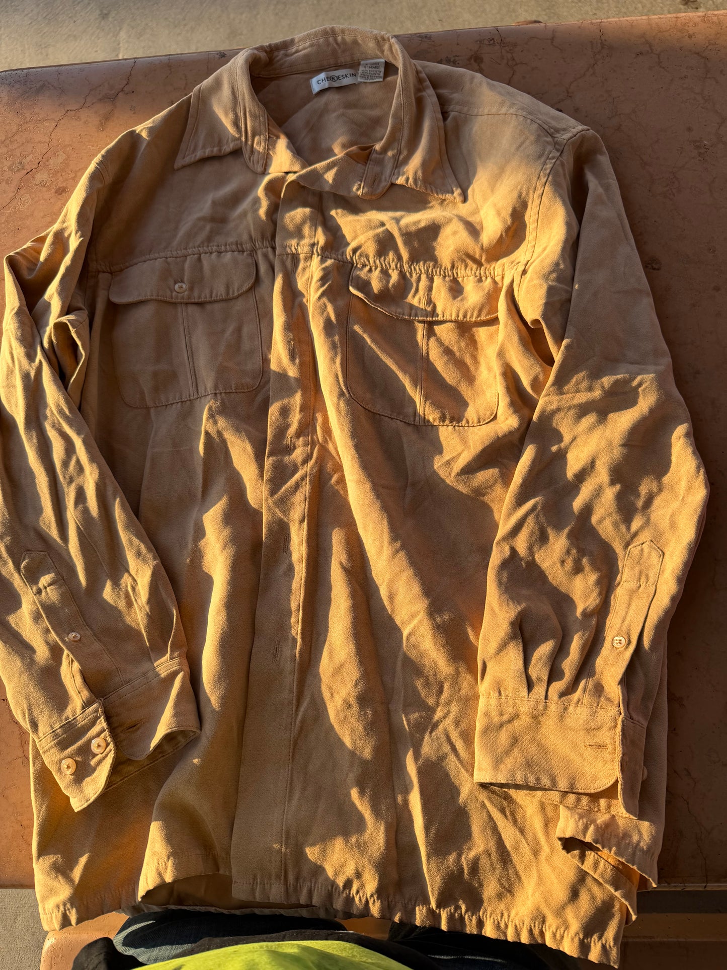 Chereskin clothing line  dress up button up shirt size XLarge…