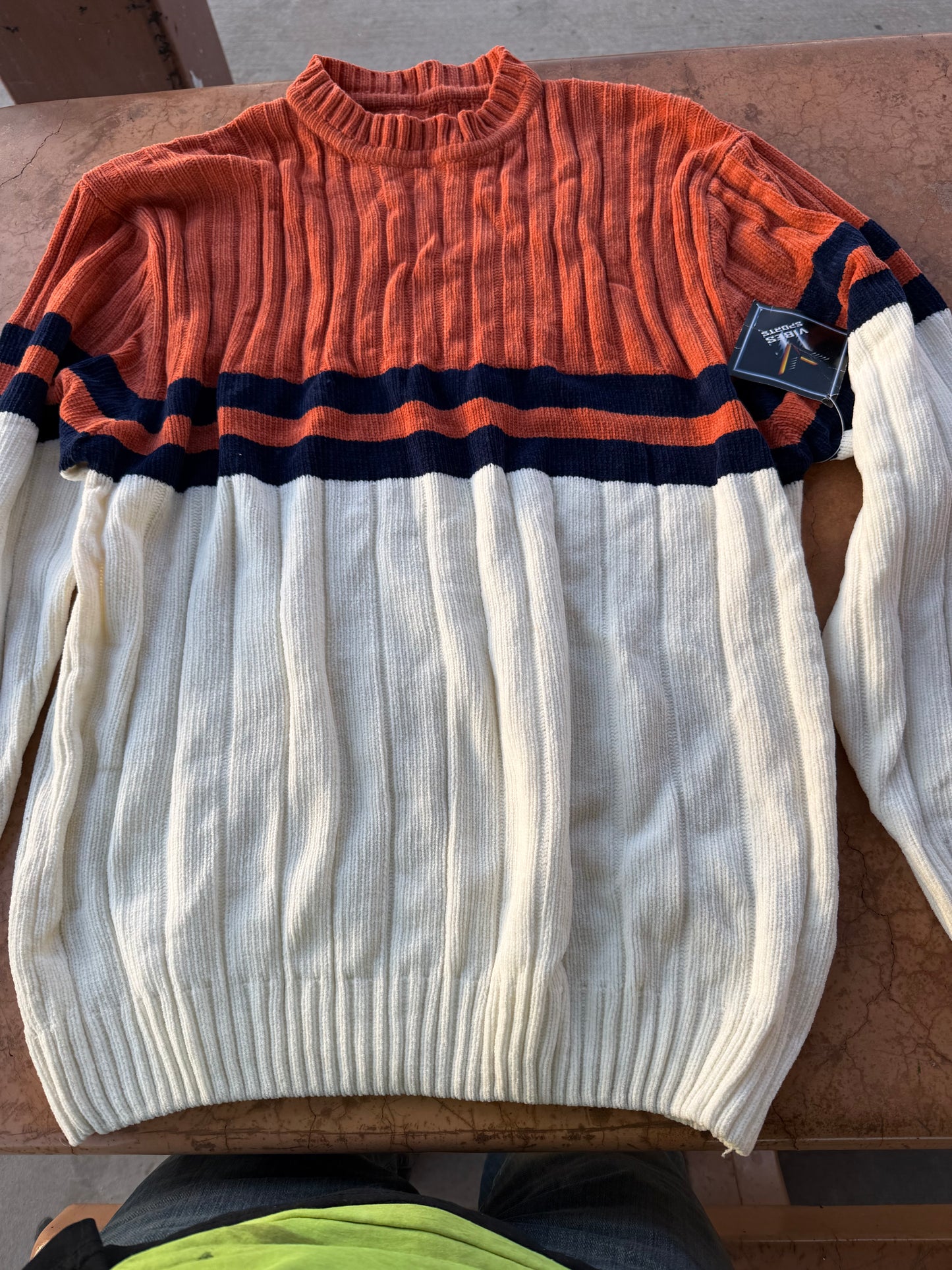 Vibes Sports Sweater Heavy cotton tan an white size XXL…