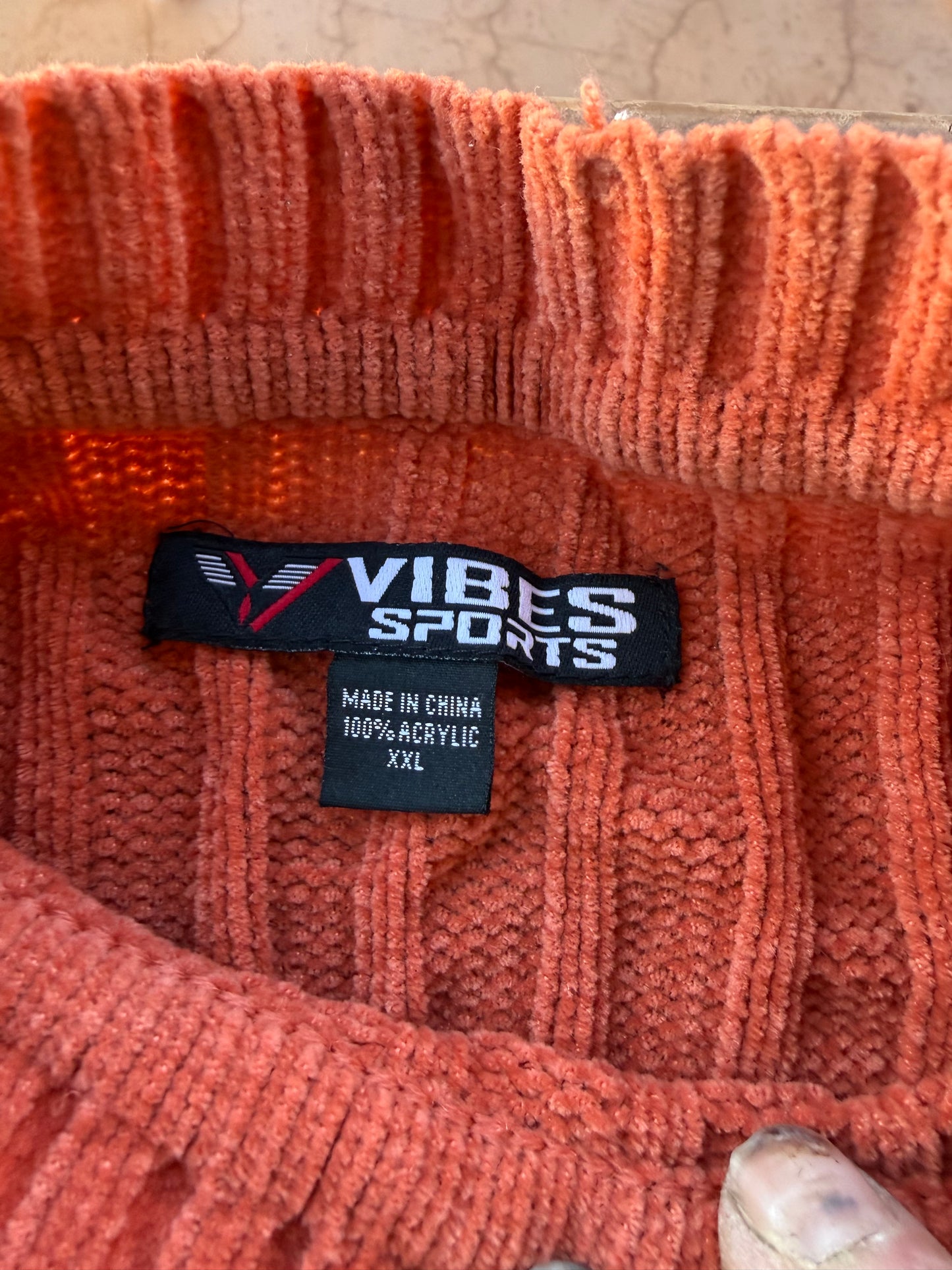Vibes Sports Sweater Heavy cotton tan an white size XXL…