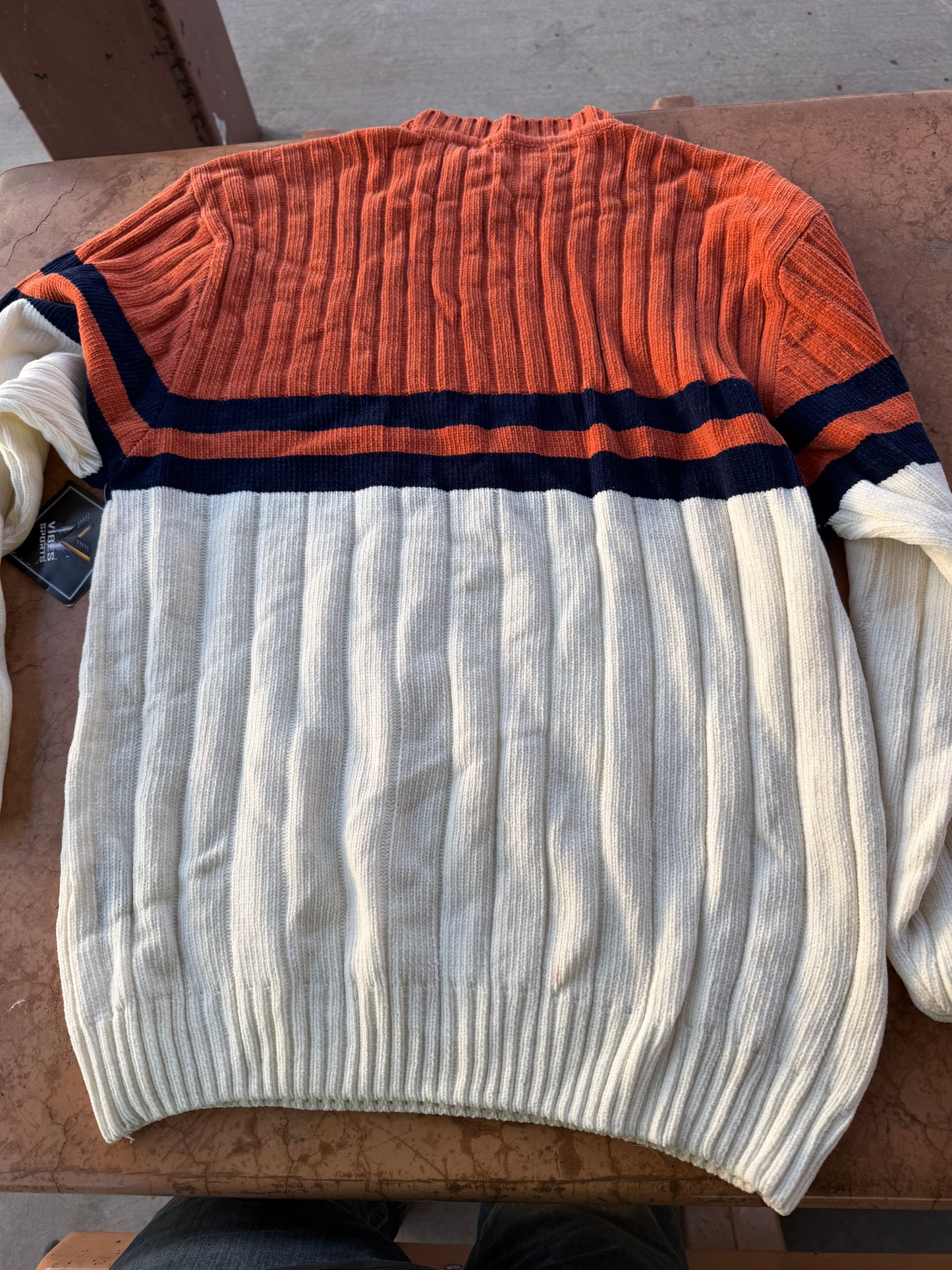 Vibes Sports Sweater Heavy cotton tan an white size XXL…