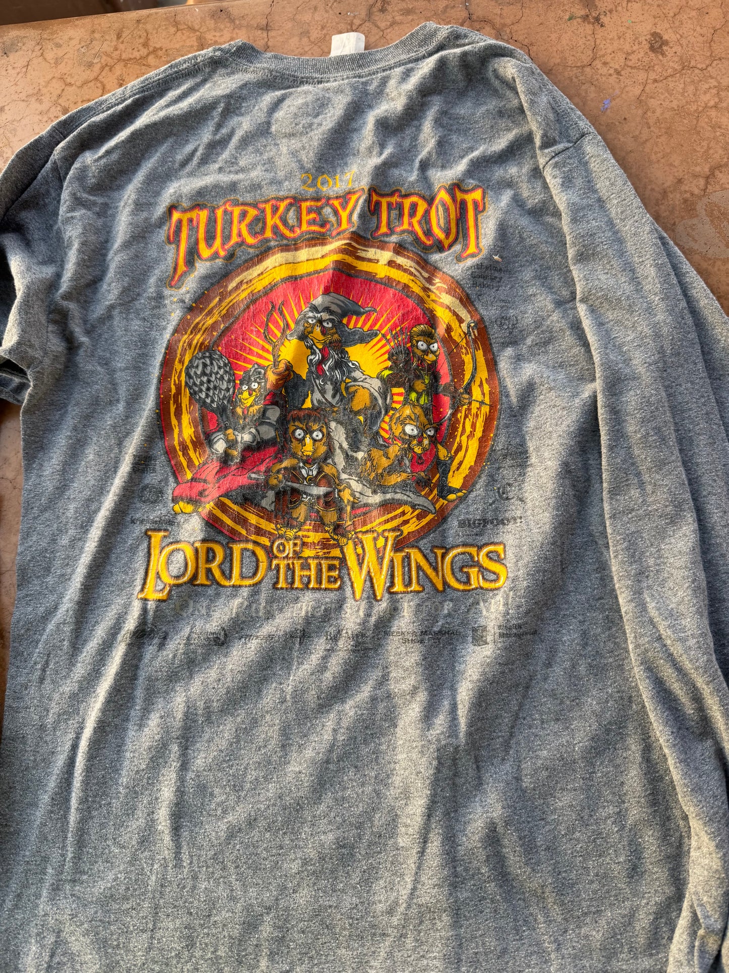 Gildan tee shirt cotton Turkey Trot funny shirt size Medium…