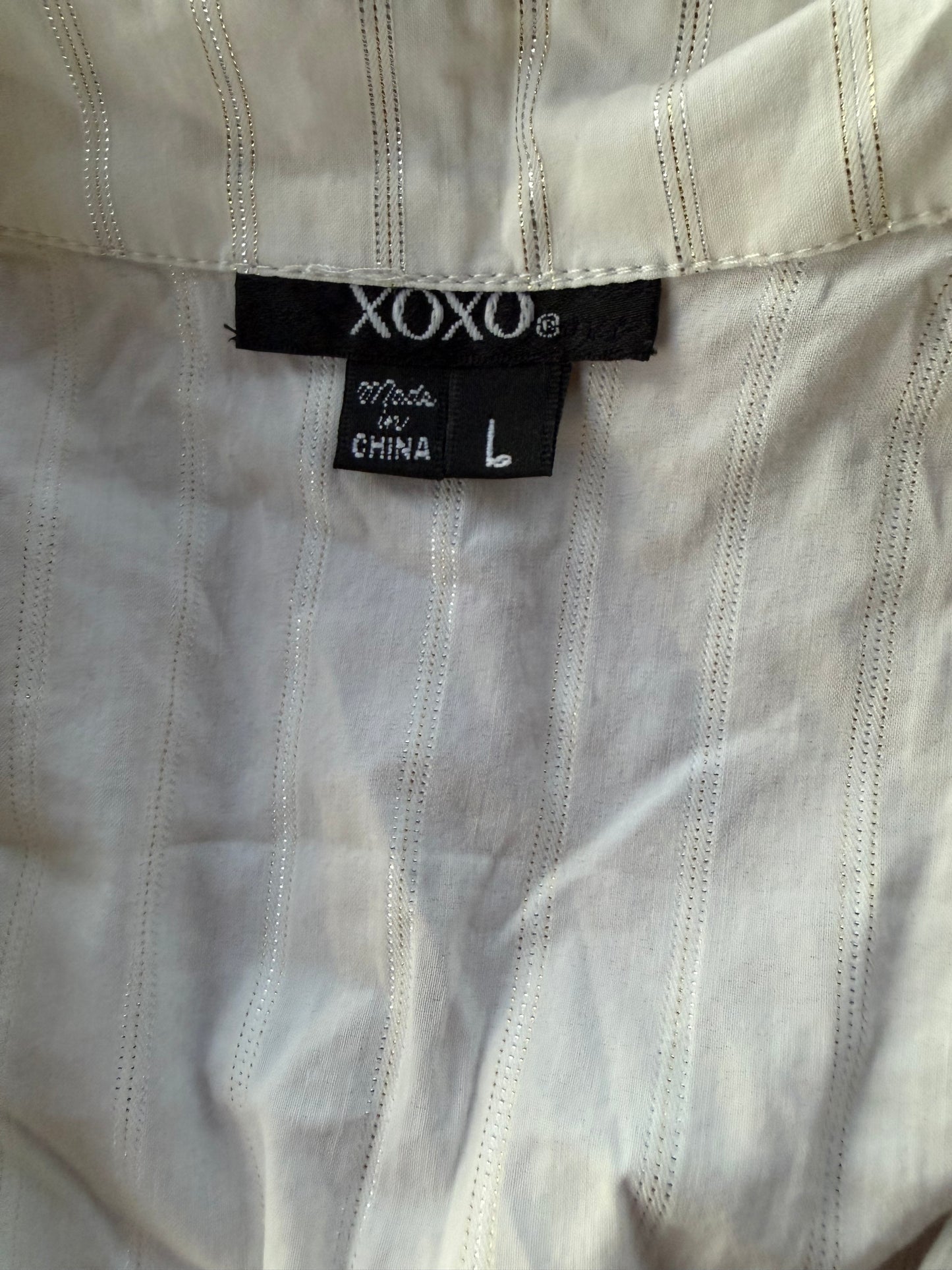 XOXO woman’s blouse shirt white very short sleeve size L…